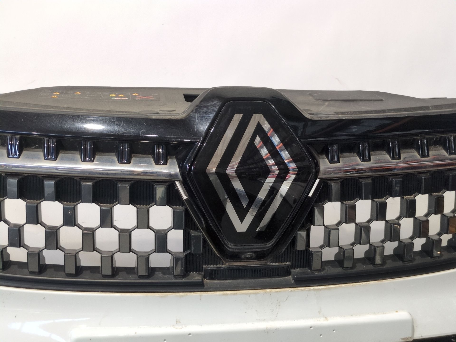 paragolpes_delantero_sin_referencia_renault_austral_tce_160
