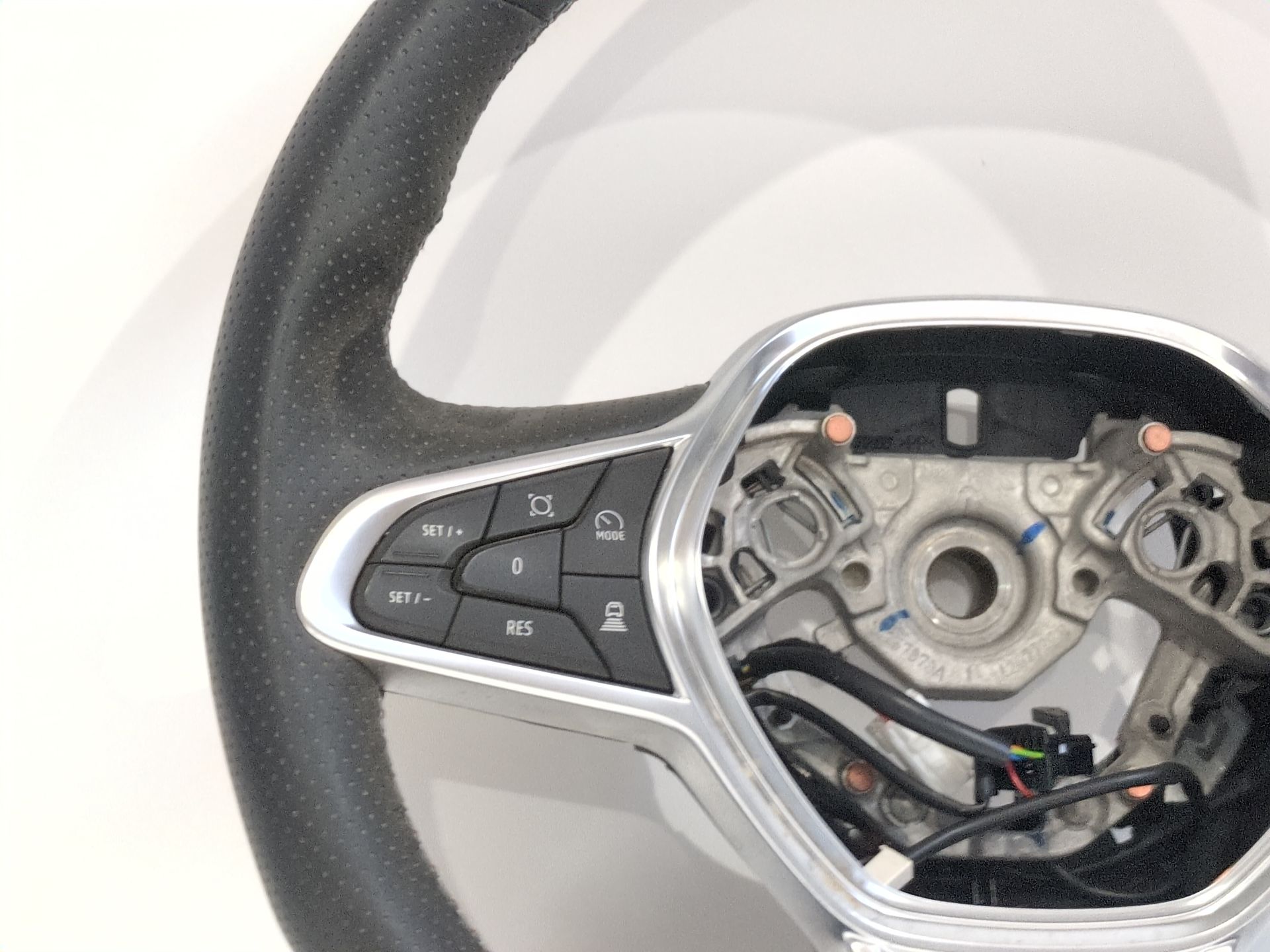 volante_484001330r_renault_captur_ii_hf_e_tech_145_hfmu_hfmm