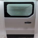 puerta_corredera_lateral_derecha_8210000q2a_nissan_nv300_furgoneta_x82_2_0_dci_120
