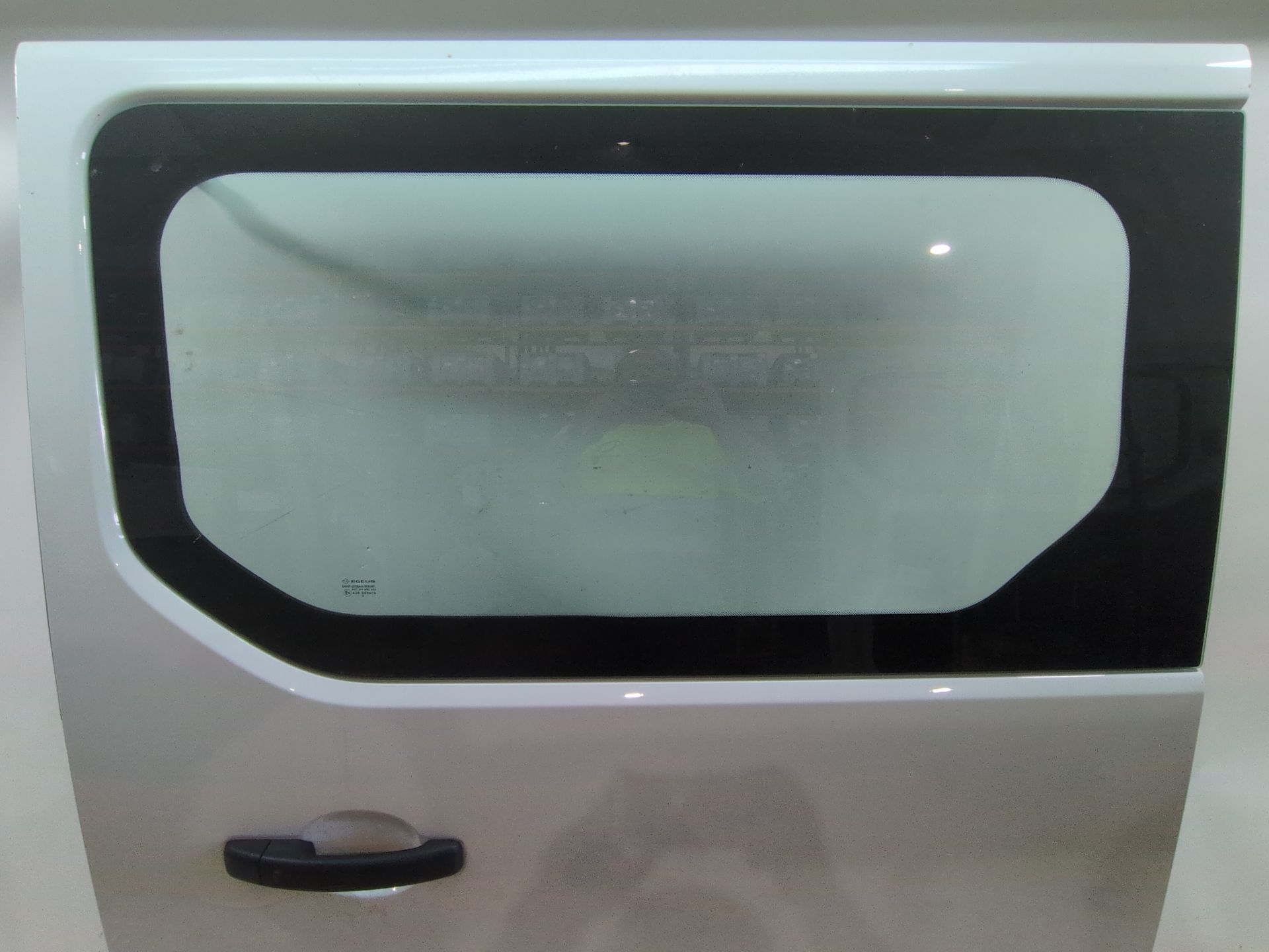 cerradura_puerta_corredera_izquierda_8210100q1f_nissan_nv300_furgoneta_x82_2_0_dci_120