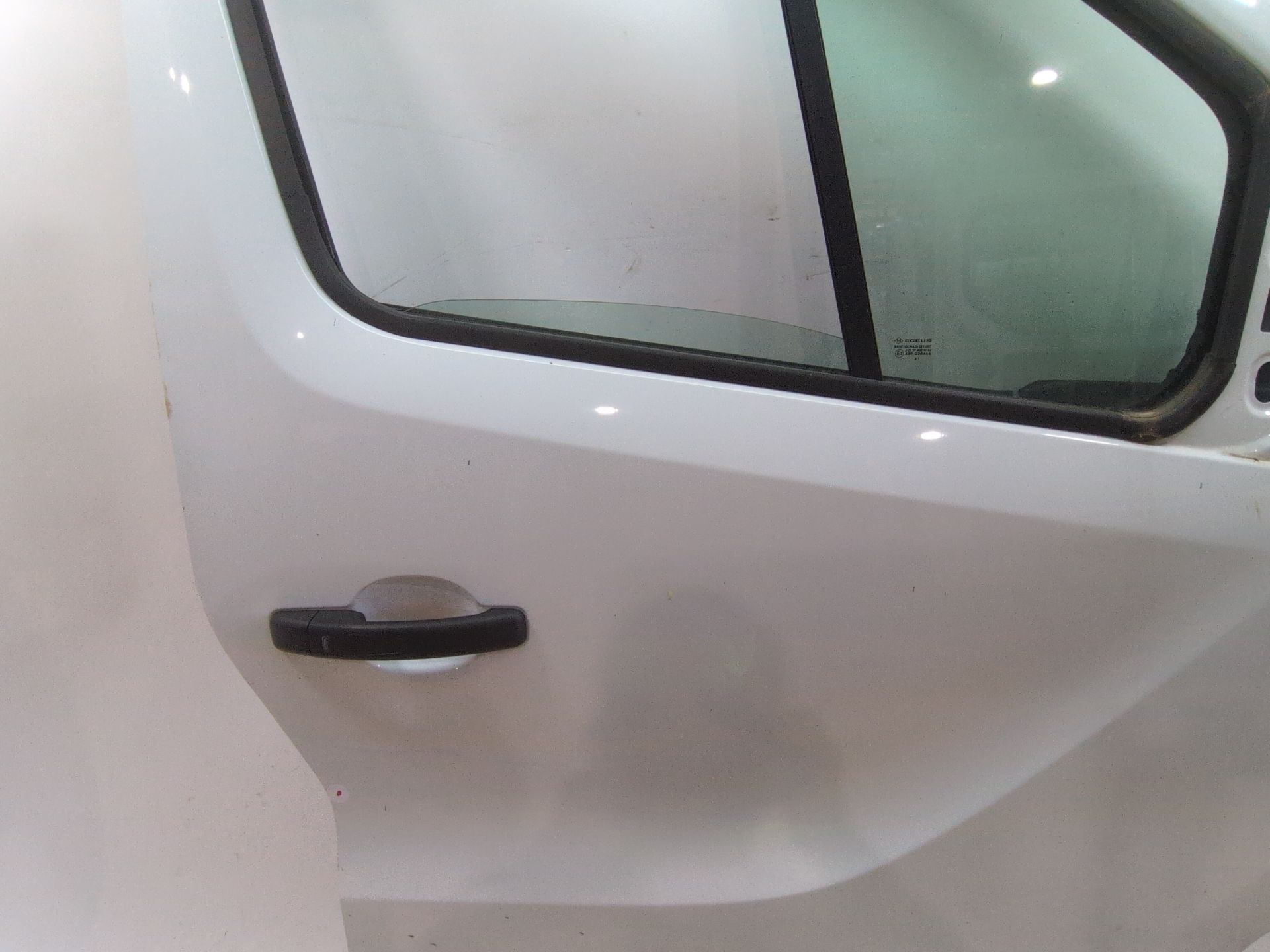 puerta_delantera_derecha_8010000q1d_nissan_nv300_furgoneta_x82_2_0_dci_120
