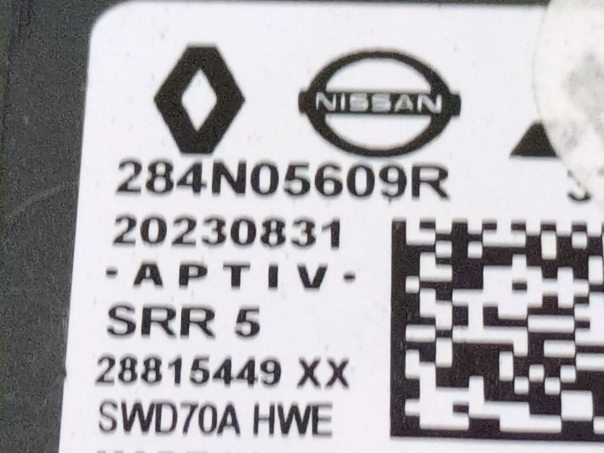 sensor_control_radar_284n05609r_renault_captur_ii_hf_e_tech_145_hfmu_hfmm