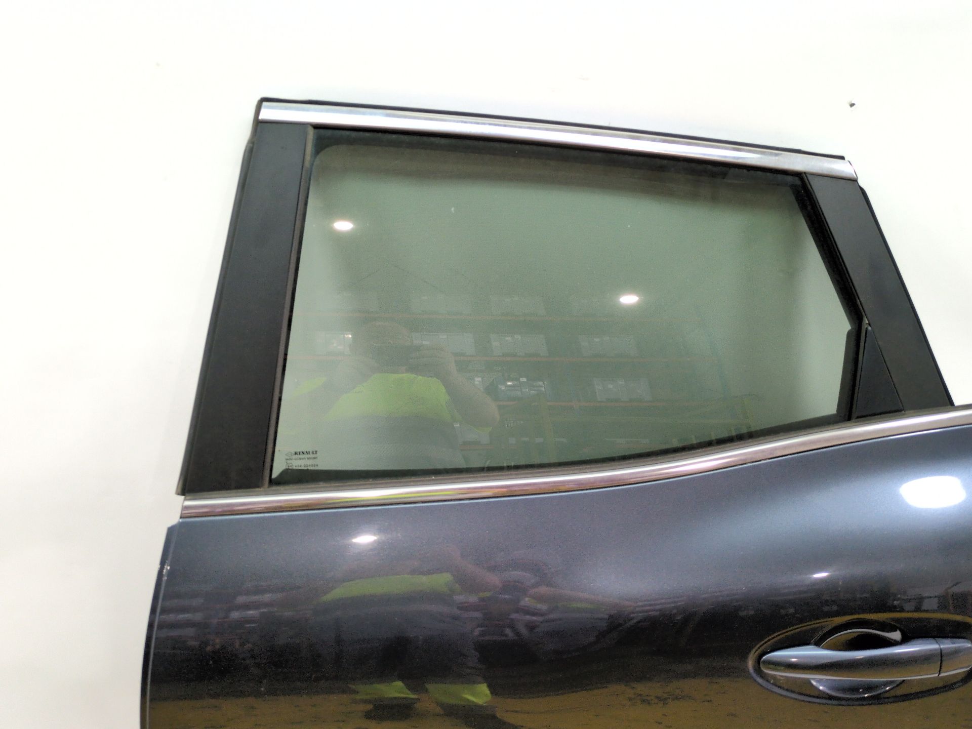 puerta_trasera_izquierda_821013004r_renault_kadjar_ha_hl_1_3_tce_140