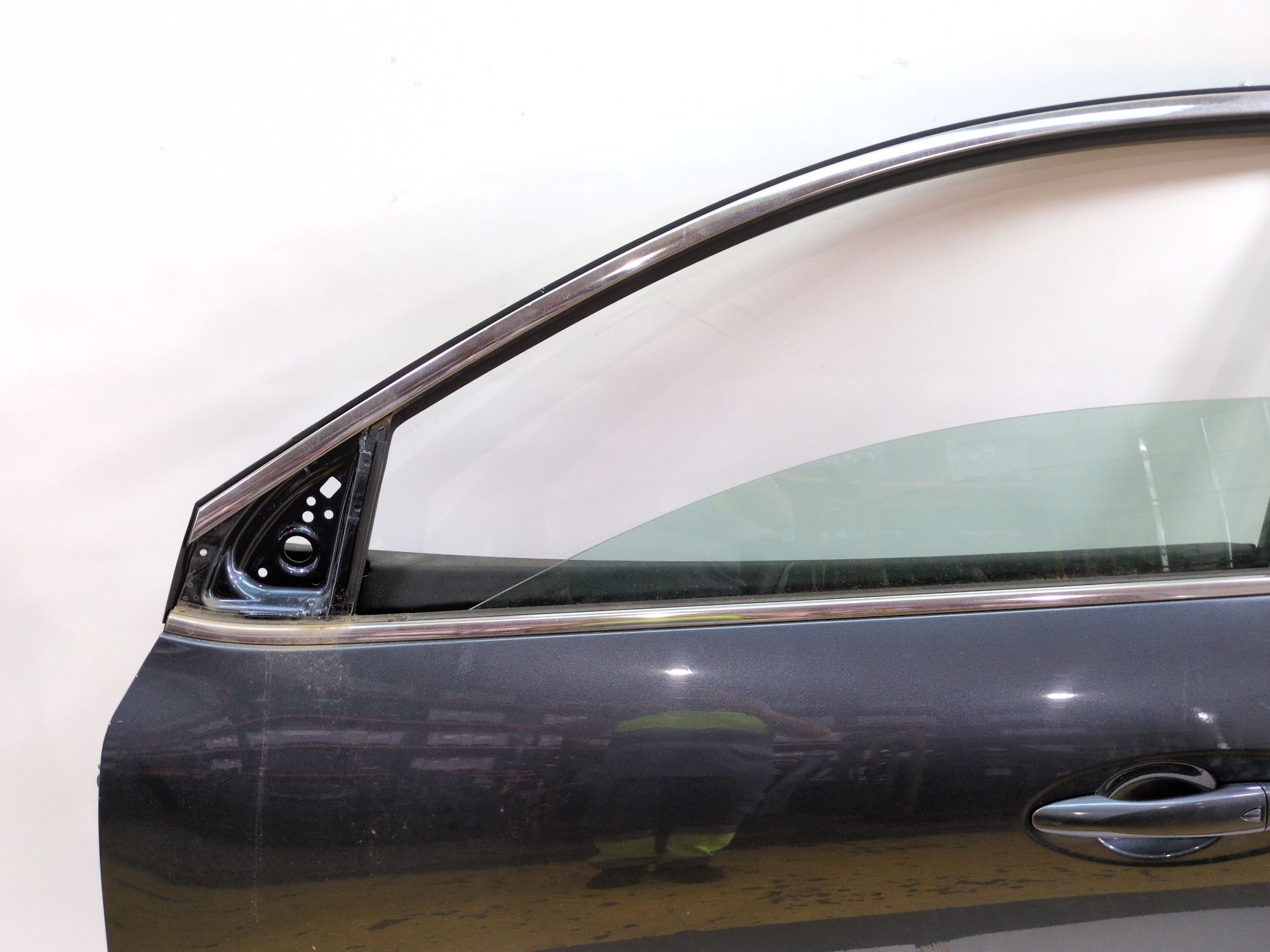puerta_delantera_izquierda_801016831r_renault_kadjar_ha_hl_1_3_tce_140