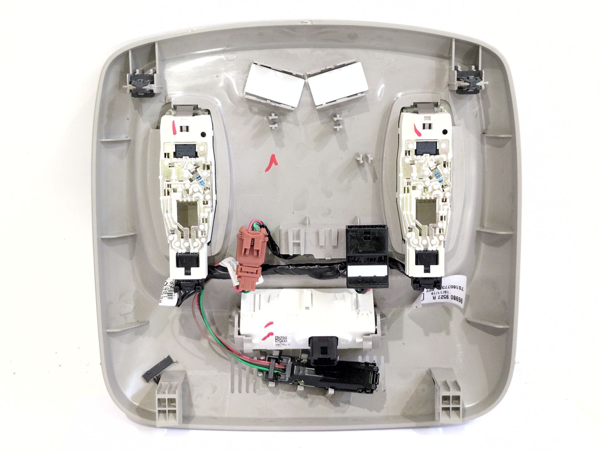 luz_interior_969809527r_renault_kadjar_ha_hl_1_3_tce_140