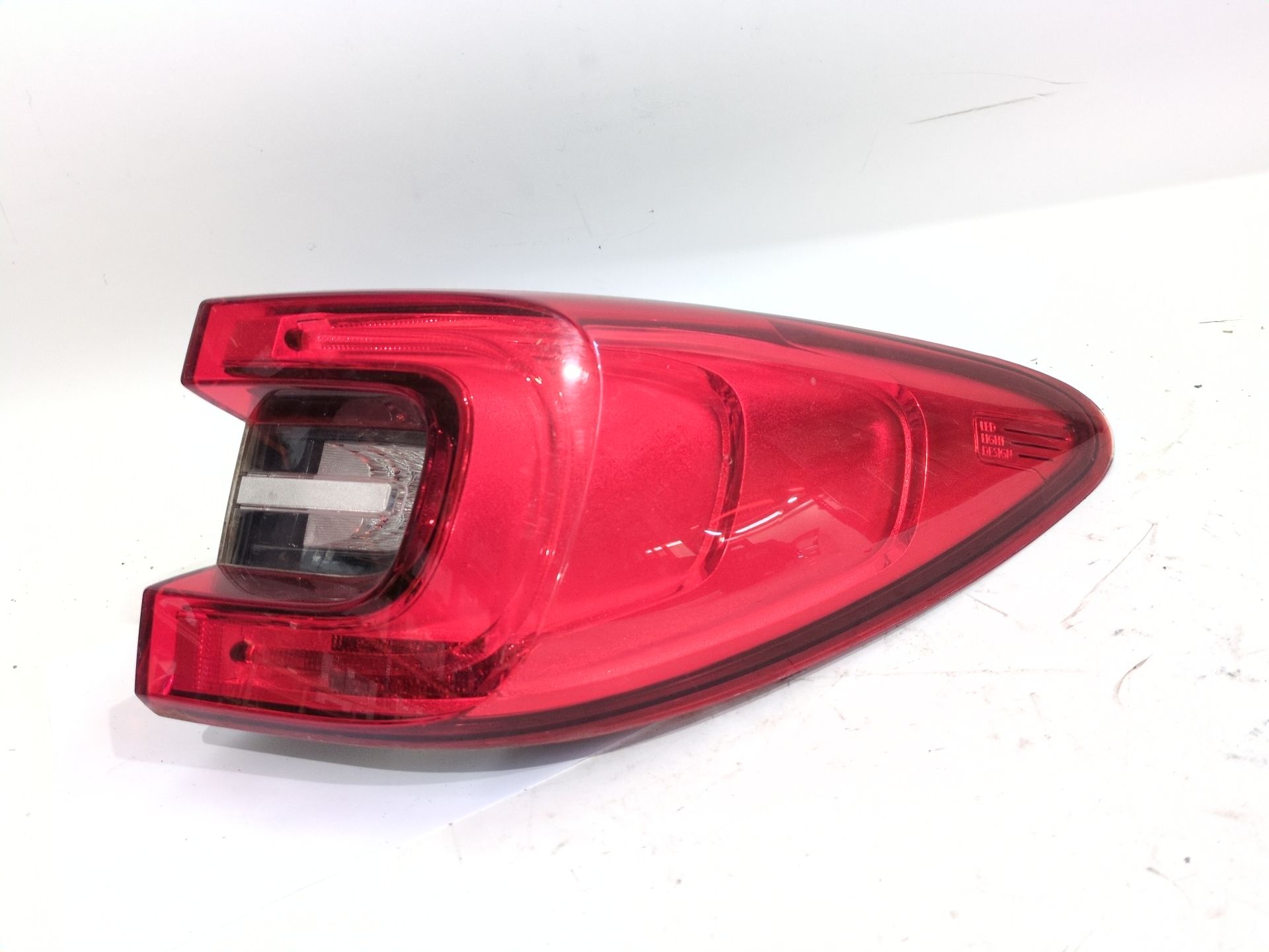 piloto_trasero_derecho_exterior_265504776r_renault_kadjar_ha_hl_1_3_tce_140