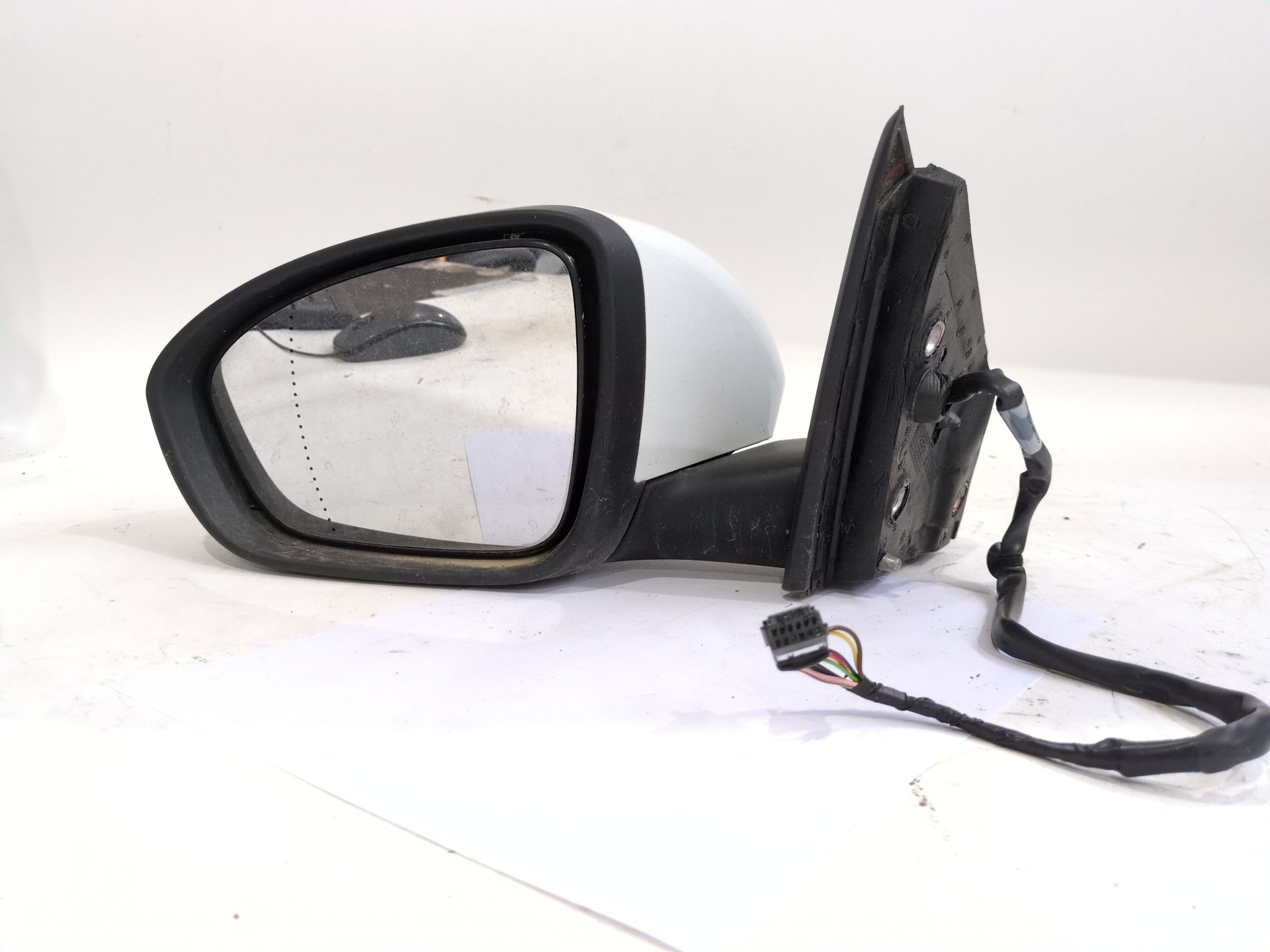 RETROVISOR IZQUIERDO ELECTRICO RENAULT MEGANE IV HATCHBACK (B9A/M/N_) 1.6 E-TECH 160 (B9NH)