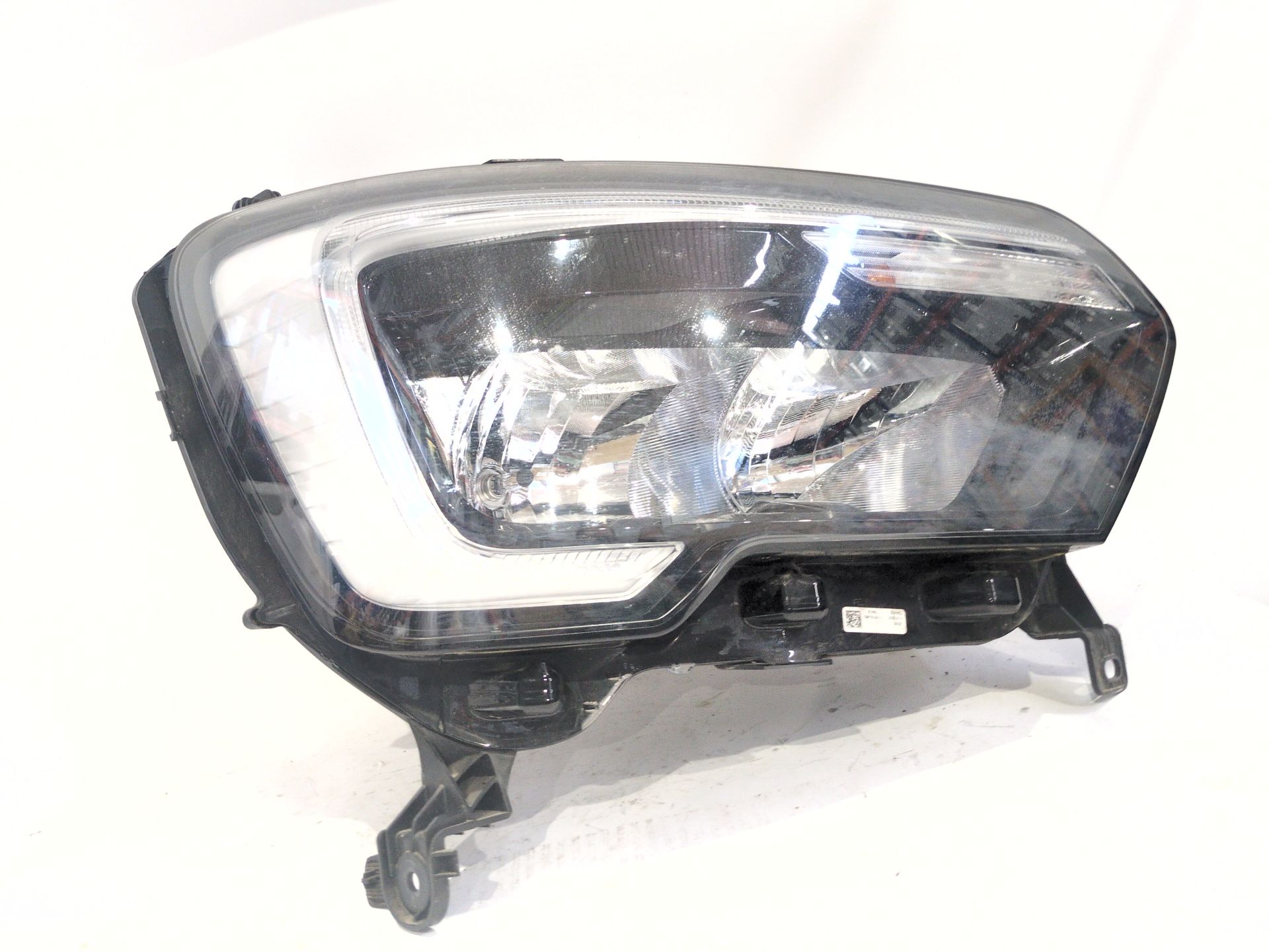 FARO DERECHO RENAULT MASTER III FURGONETA (FV) 2.3 DCI 150 FWD (FV0F FV03)