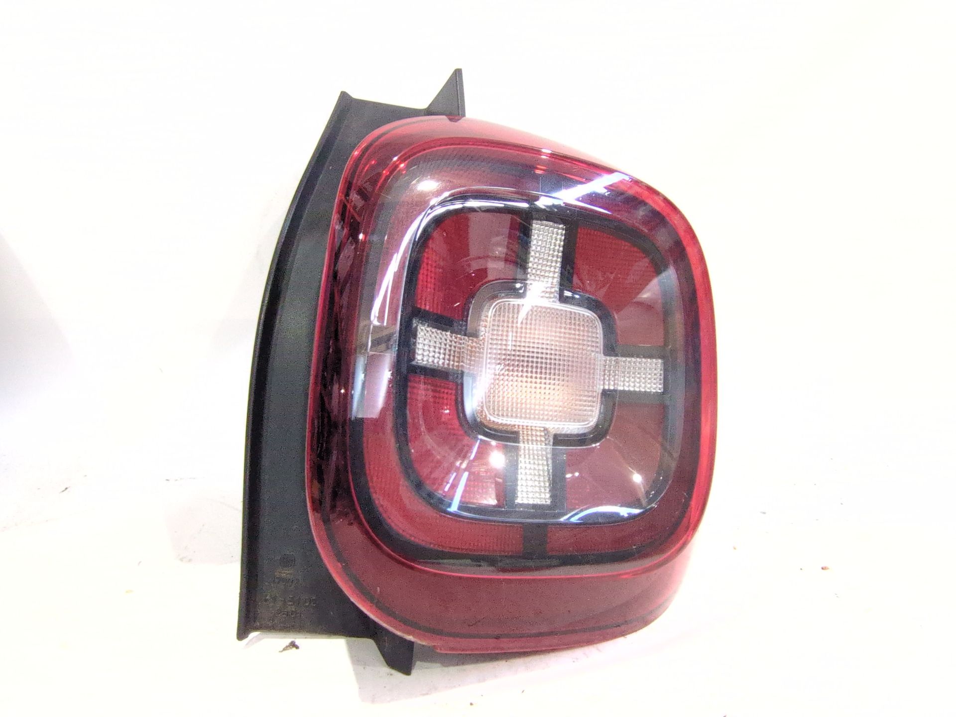 PILOTO TRASERO DERECHO DACIA DUSTER (HM_) 1.5 DCI 115 4X4