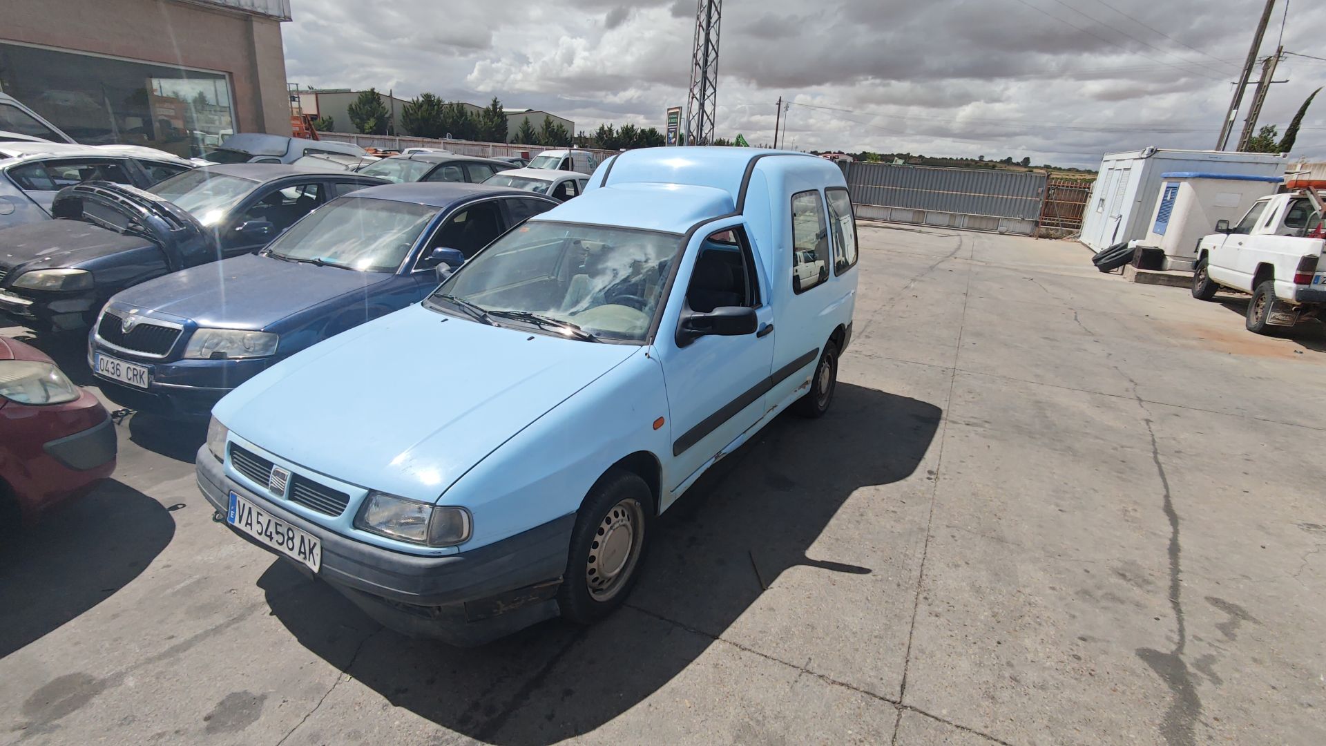 SEAT INCA (6K9)