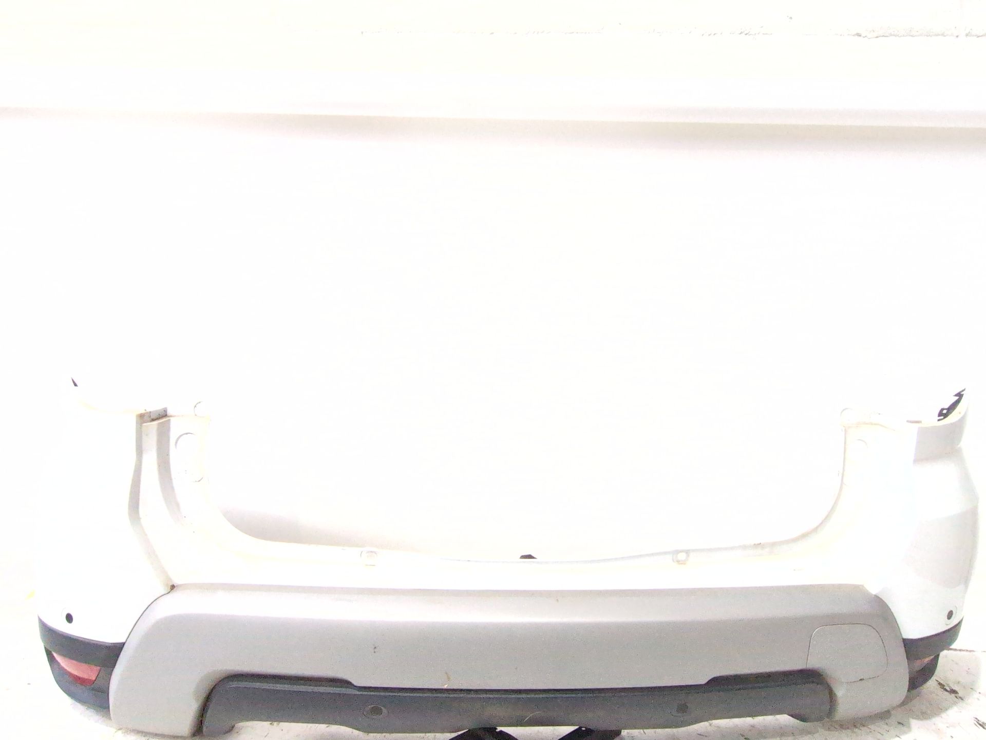 PARAGOLPES TRASERO DACIA DUSTER (HM_) 1.5 DCI 115 4X4
