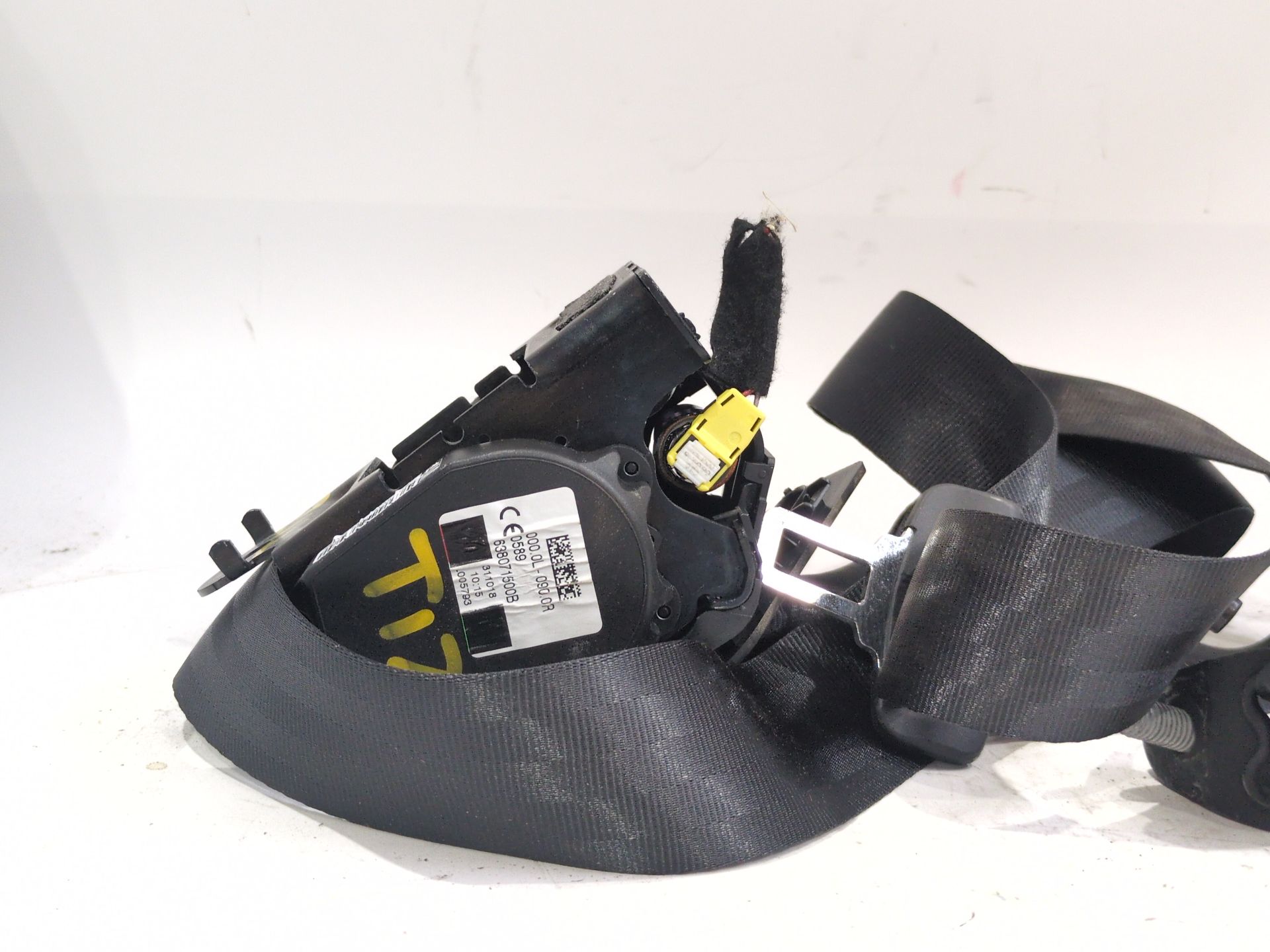cinturon_seguridad_trasero_izquierdo_888405896r_dacia_duster_hm_1_5_dci_115_4x4