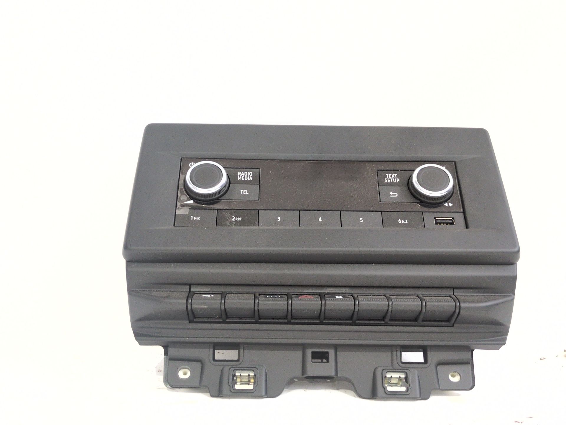 SISTEMA AUDIO / RADIO CD RENAULT TRAFIC III FURGONETA (FG_) 2.0 DCI 170 (FGMM) - 281158583R
