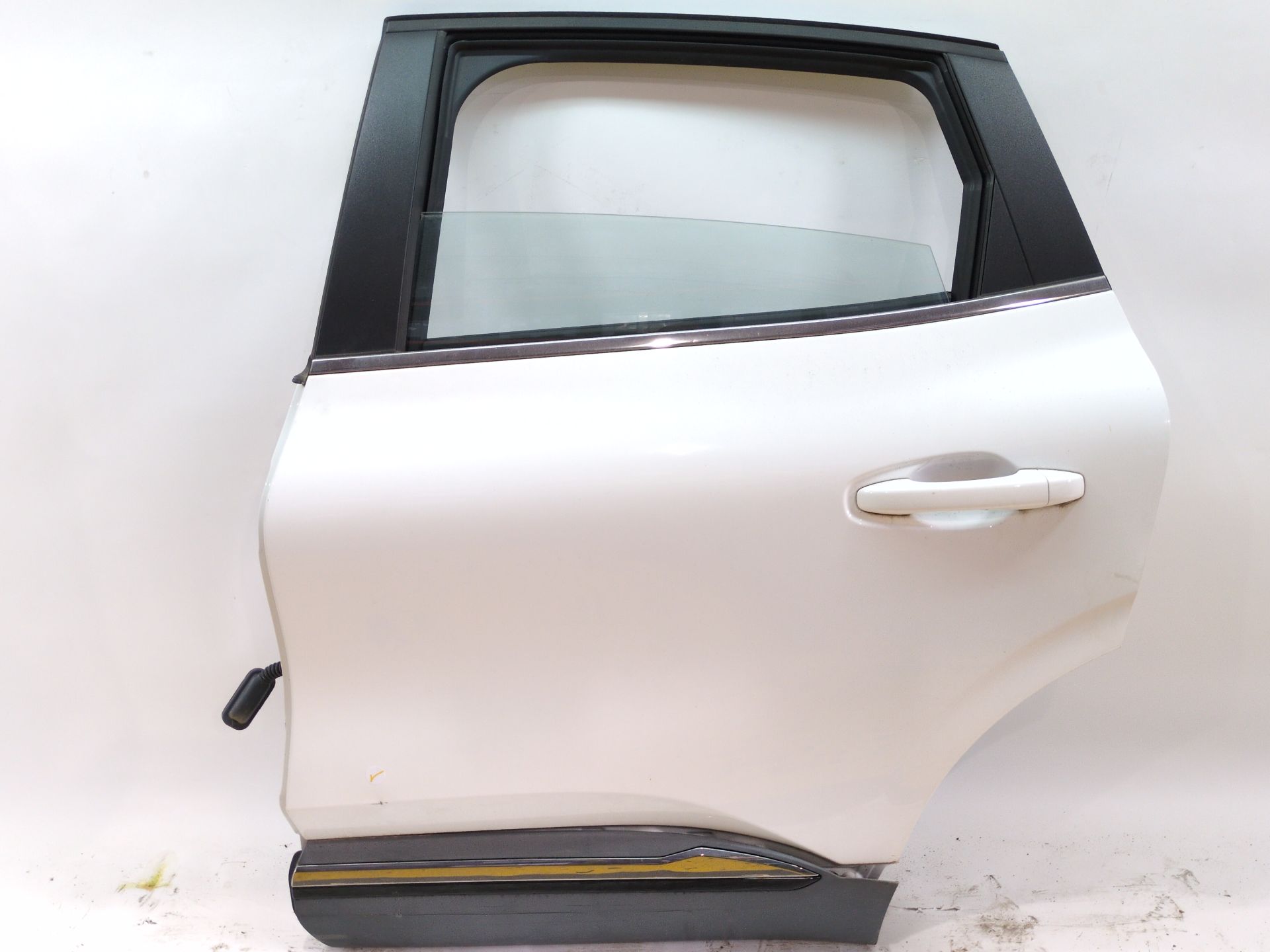 PUERTA TRASERA IZQUIERDA RENAULT ARKANA I (LCM_ LDN_) 1.6 E-TECH 145 (LDMU)