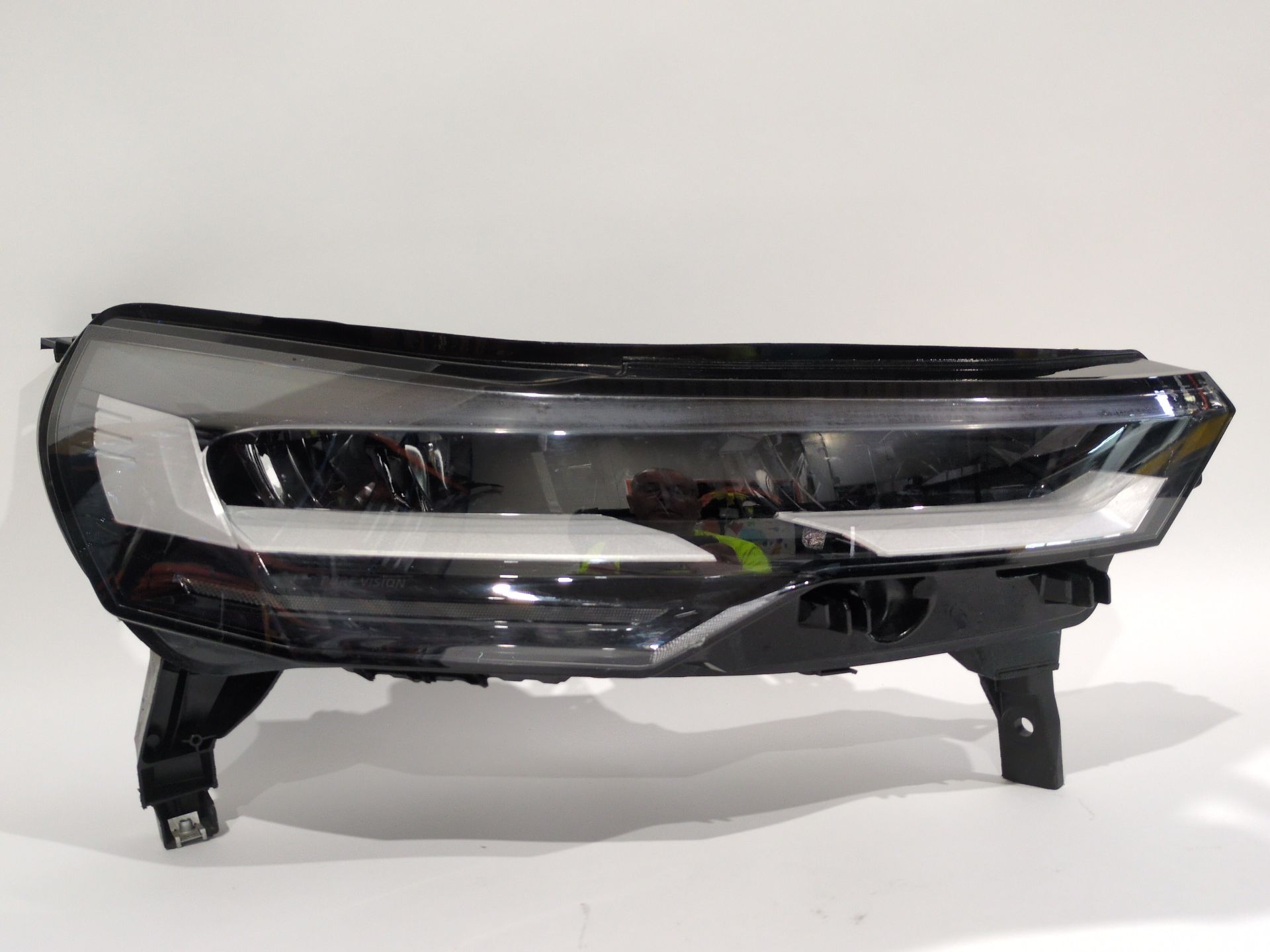 FARO DERECHO RENAULT CAPTUR II (HF_) E-TECH 160