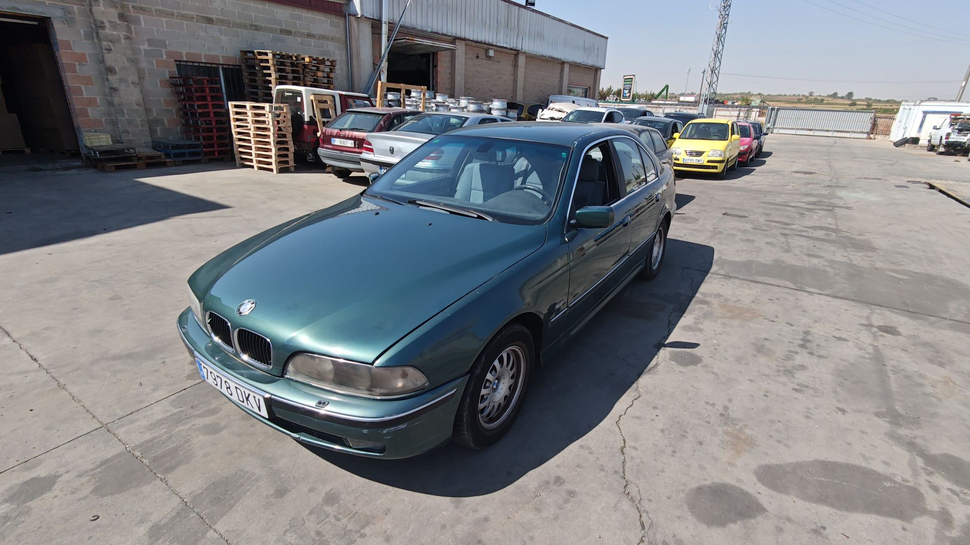BMW 5 (E39)