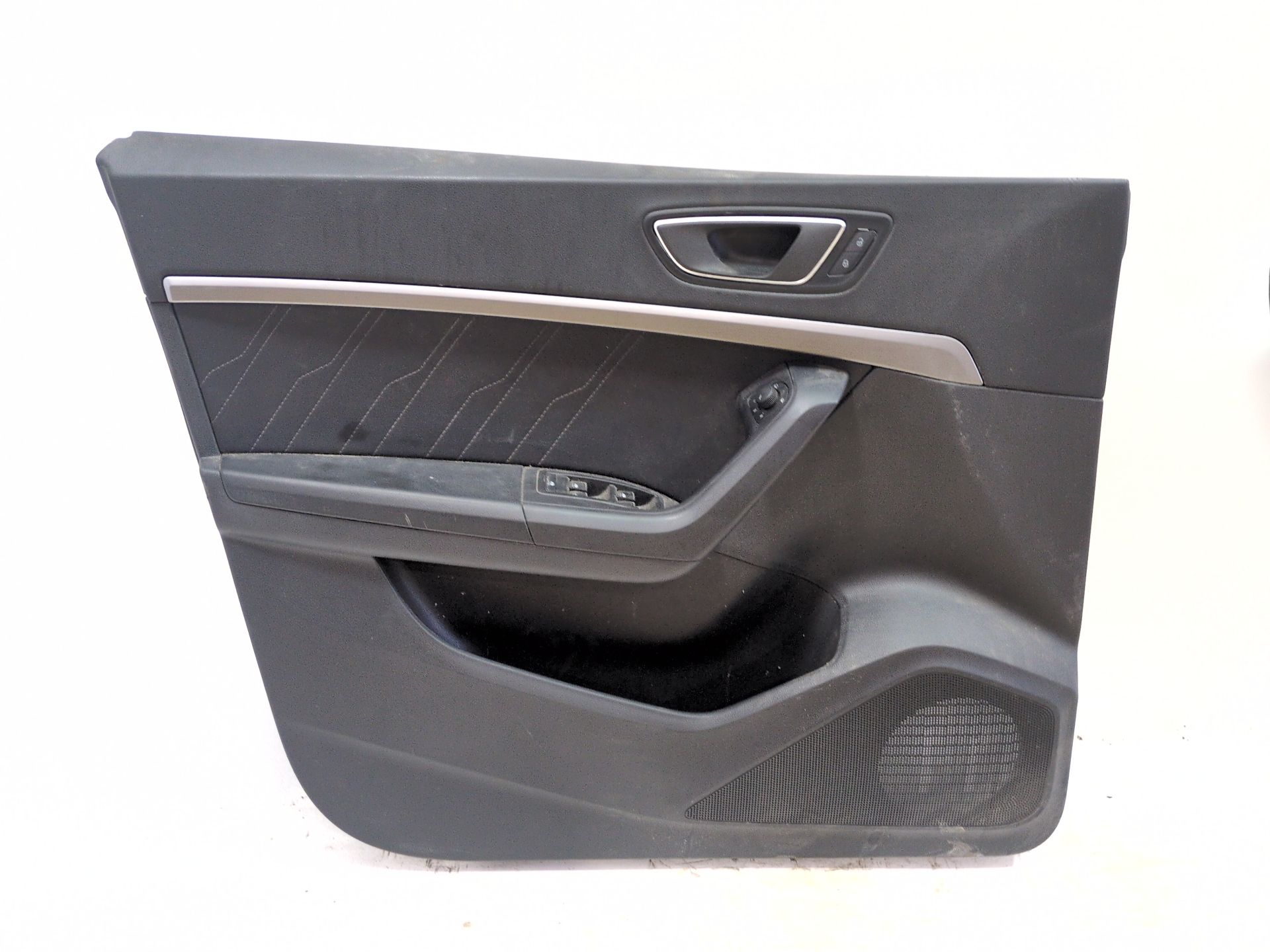 GUARNECIDO PUERTA DELANTERA IZQUIERDA SEAT ATECA (KH7 KHP) 1.0 TSI - 575867113a