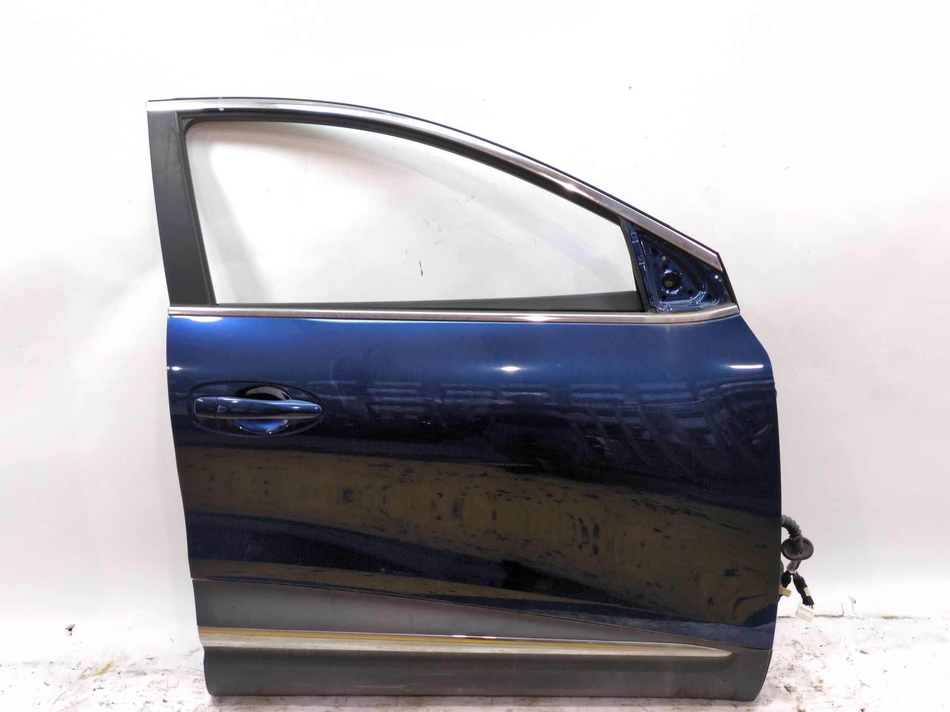 PUERTA DELANTERA DERECHA RENAULT KADJAR (HA_ HL_) 1.3 TCE 140