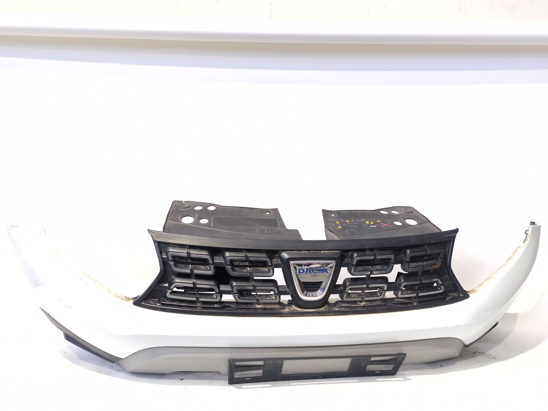 PARAGOLPES DELANTERO DACIA DUSTER (HM_) 1.5 DCI 115 4X4 (HMAD)
