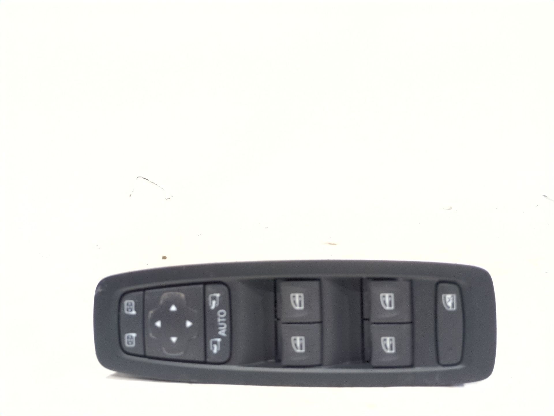 MANDO ELEVALUNAS DELANTERO IZQUIERDO RENAULT MEGANE IV HATCHBACK (B9A/M/N_) 1.5 BLUE DCI 115 (B9A6)
