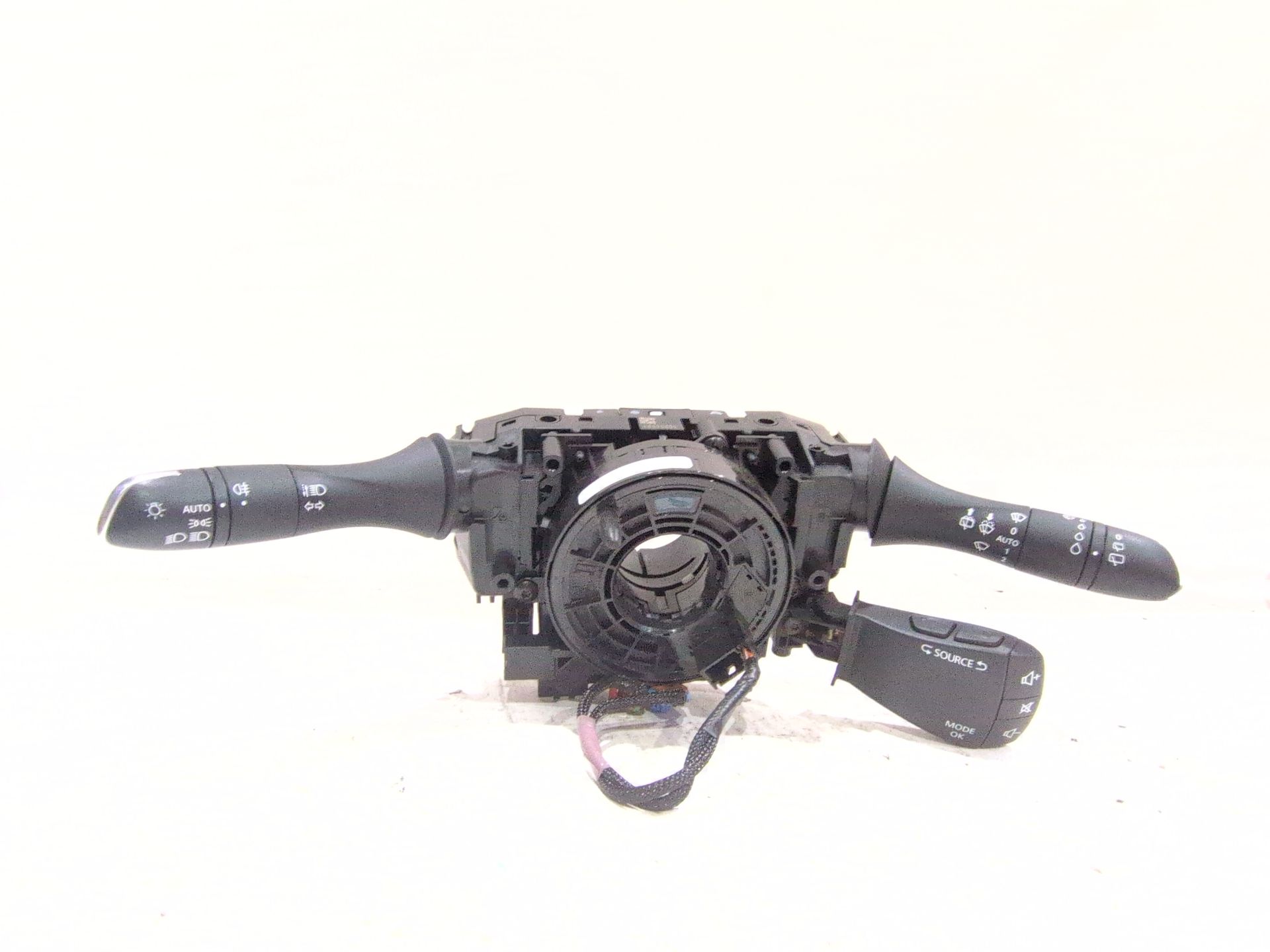 MANDO MULTIFUNCION RENAULT MEGANE IV HATCHBACK (B9A/M/N_) 1.5 BLUE DCI 115 (B9A6)