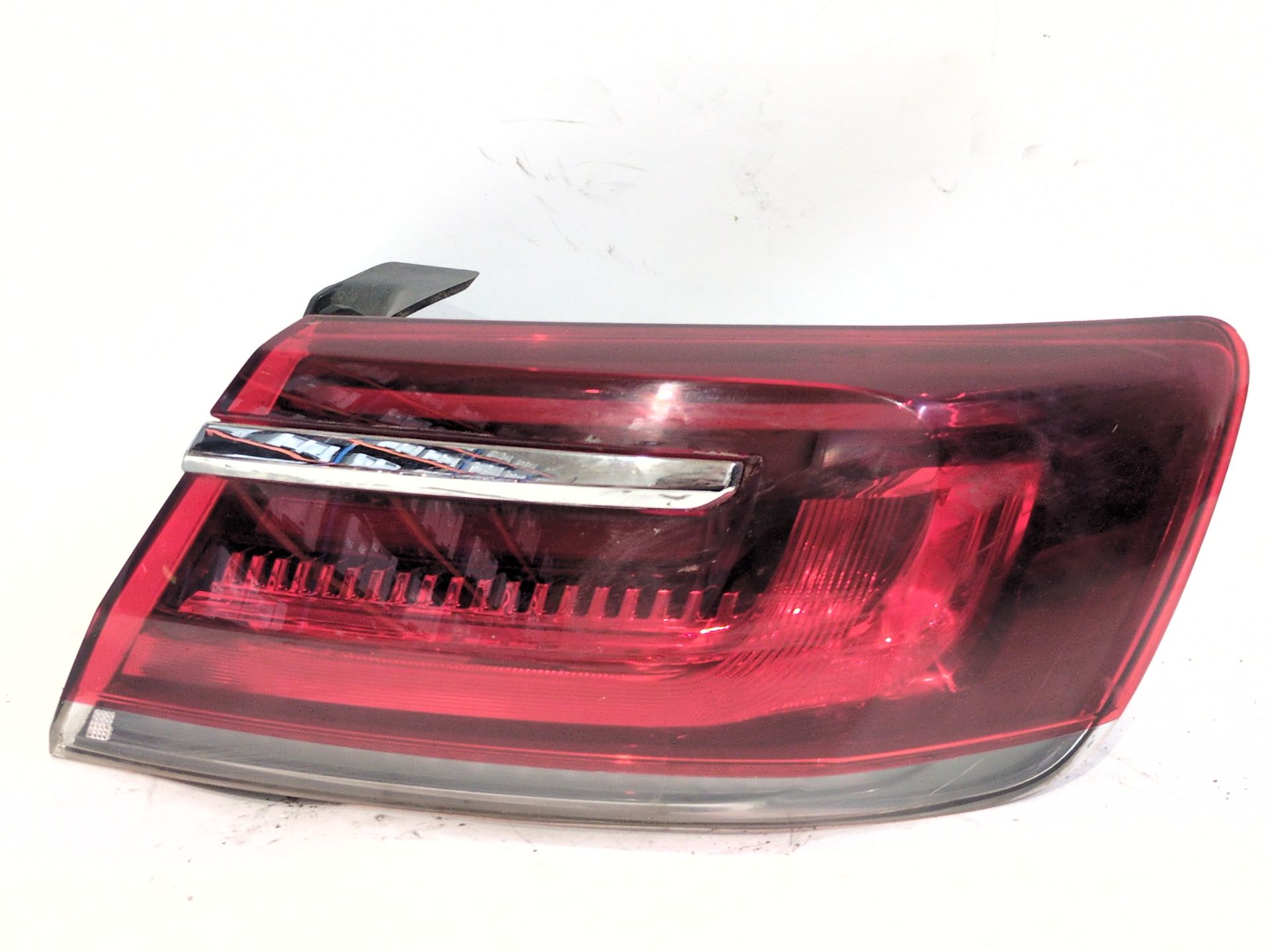 PILOTO TRASERO DERECHO EXTERIOR RENAULT TALISMAN (LP_) 1.7 BLUE DCI 150 (LPA8)