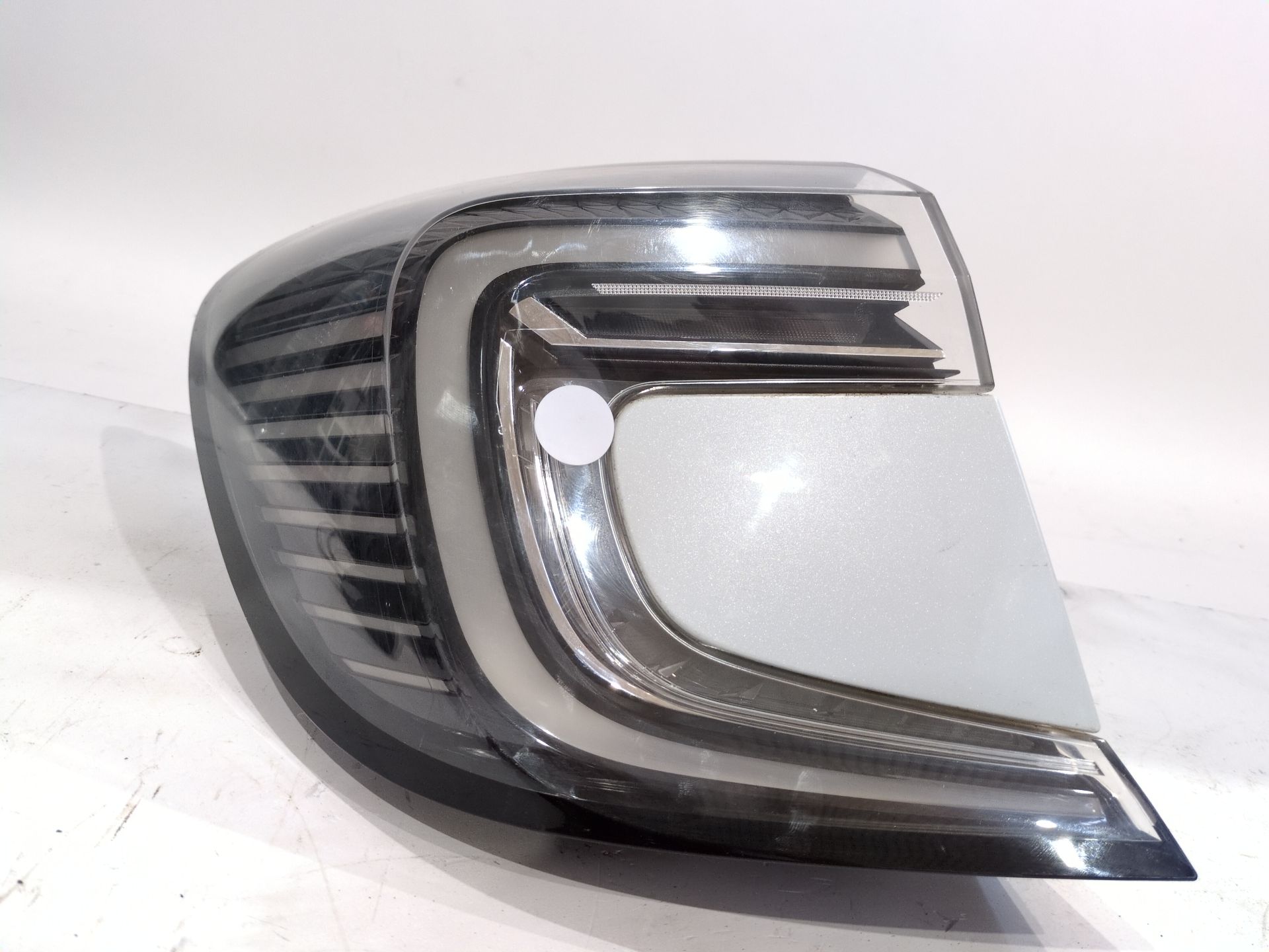 PILOTO TRASERO IZQUIERDO EXTERIOR RENAULT CAPTUR II (HF_) TCE 140 (HFN0)