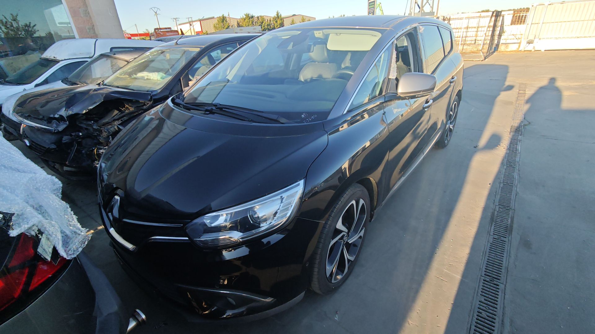 RENAULT GRAND SCÉNIC IV (R9_)