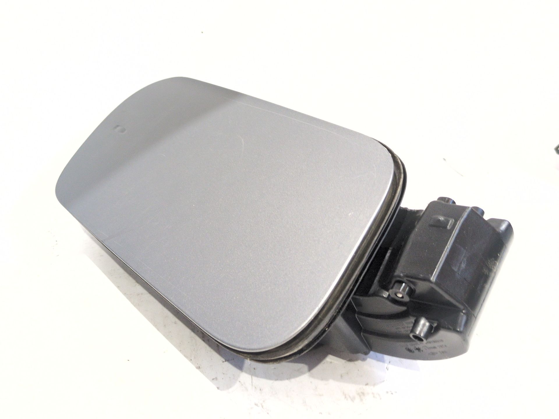 TAPA EXTERIOR COMBUSTIBLE RENAULT AUSTRAL TCE 140