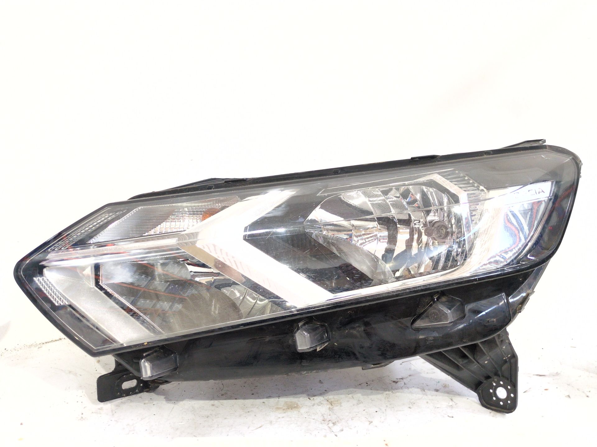 FARO IZQUIERDO DACIA SANDERO III 1.0 TCE 110