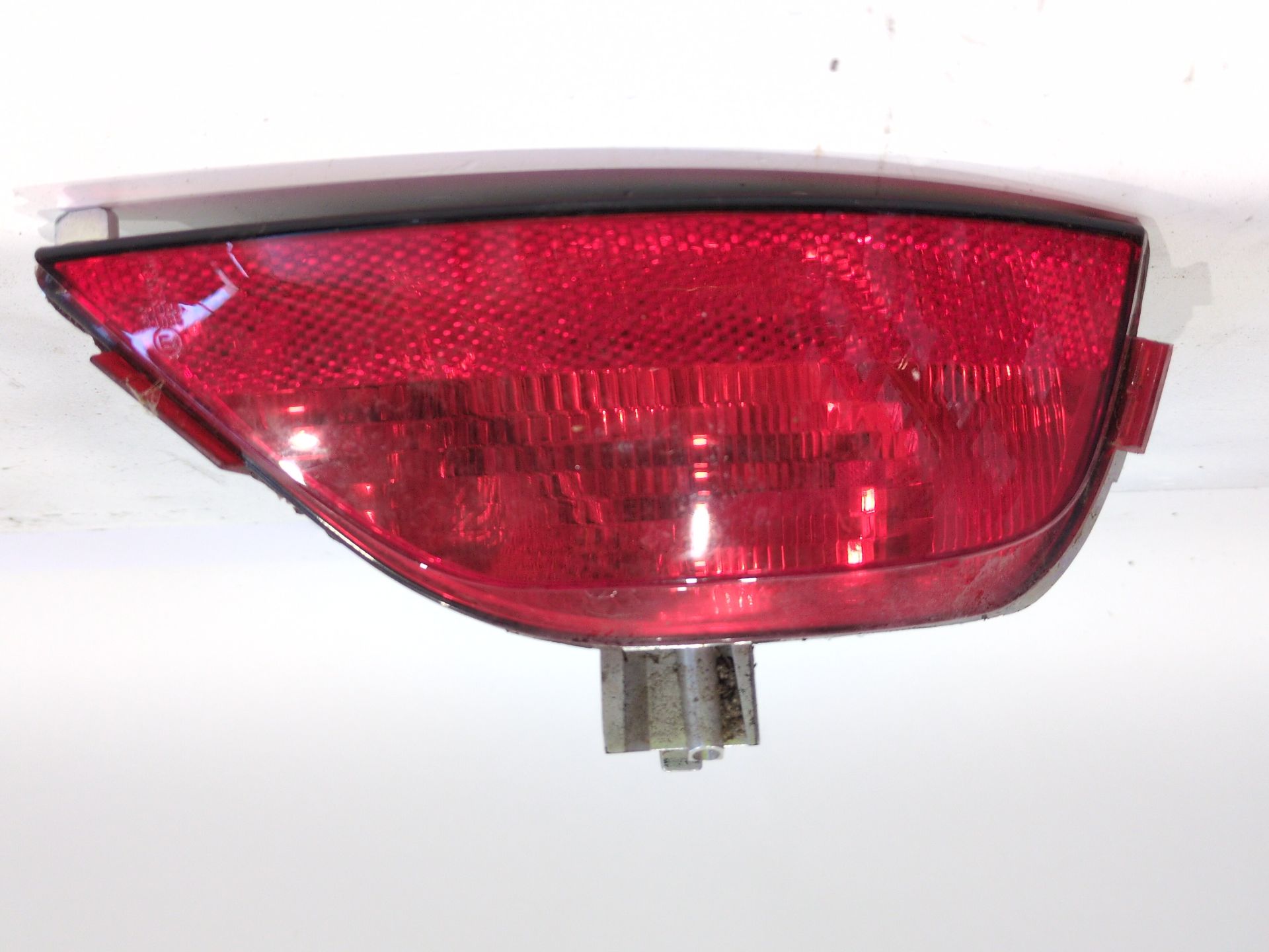 PILOTO TRASERO DERECHO PARAGOLPES RENAULT MEGANE IV HATCHBACK (B9A/M/N_) 1.5 BLUE DCI 115 (B9A6)