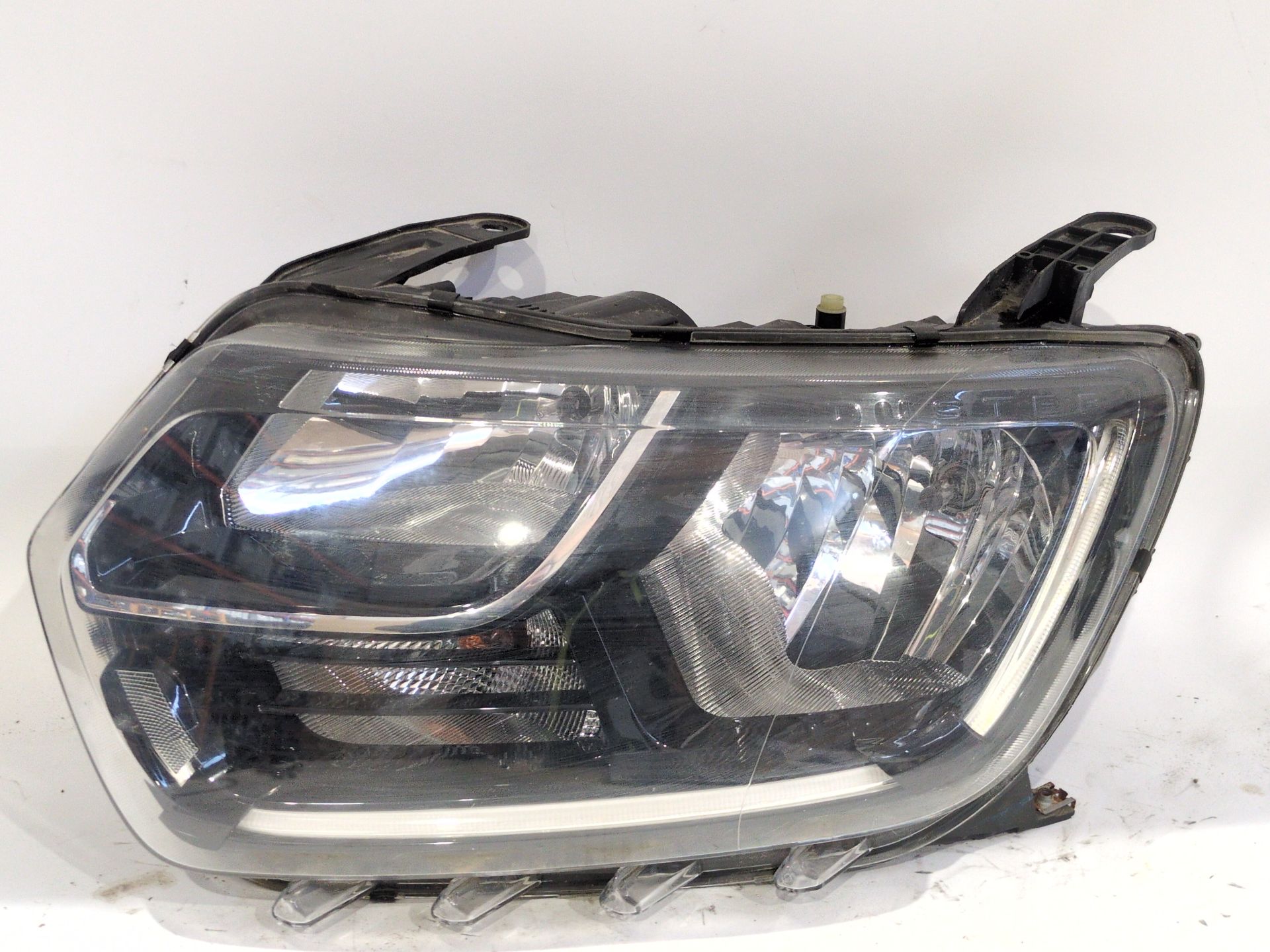 FARO IZQUIERDO DACIA DUSTER (HM_) 1.5 DCI 115 (HMAD)
