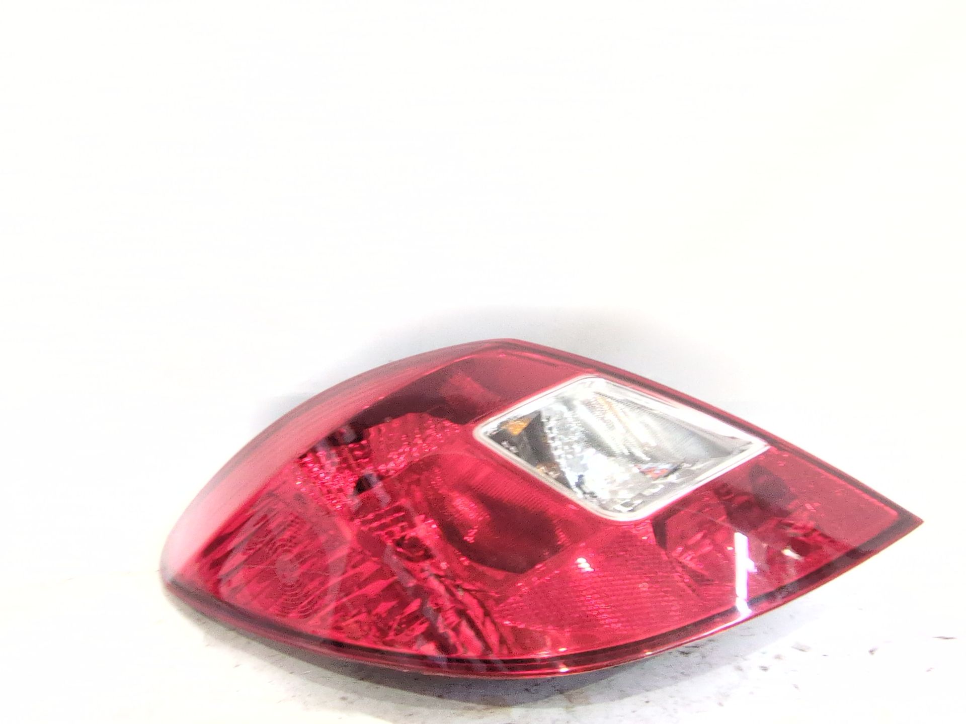PILOTO TRASERO IZQUIERDO OPEL CORSA D (S07) 1.3 CDTI (L08 L68) - 93190950