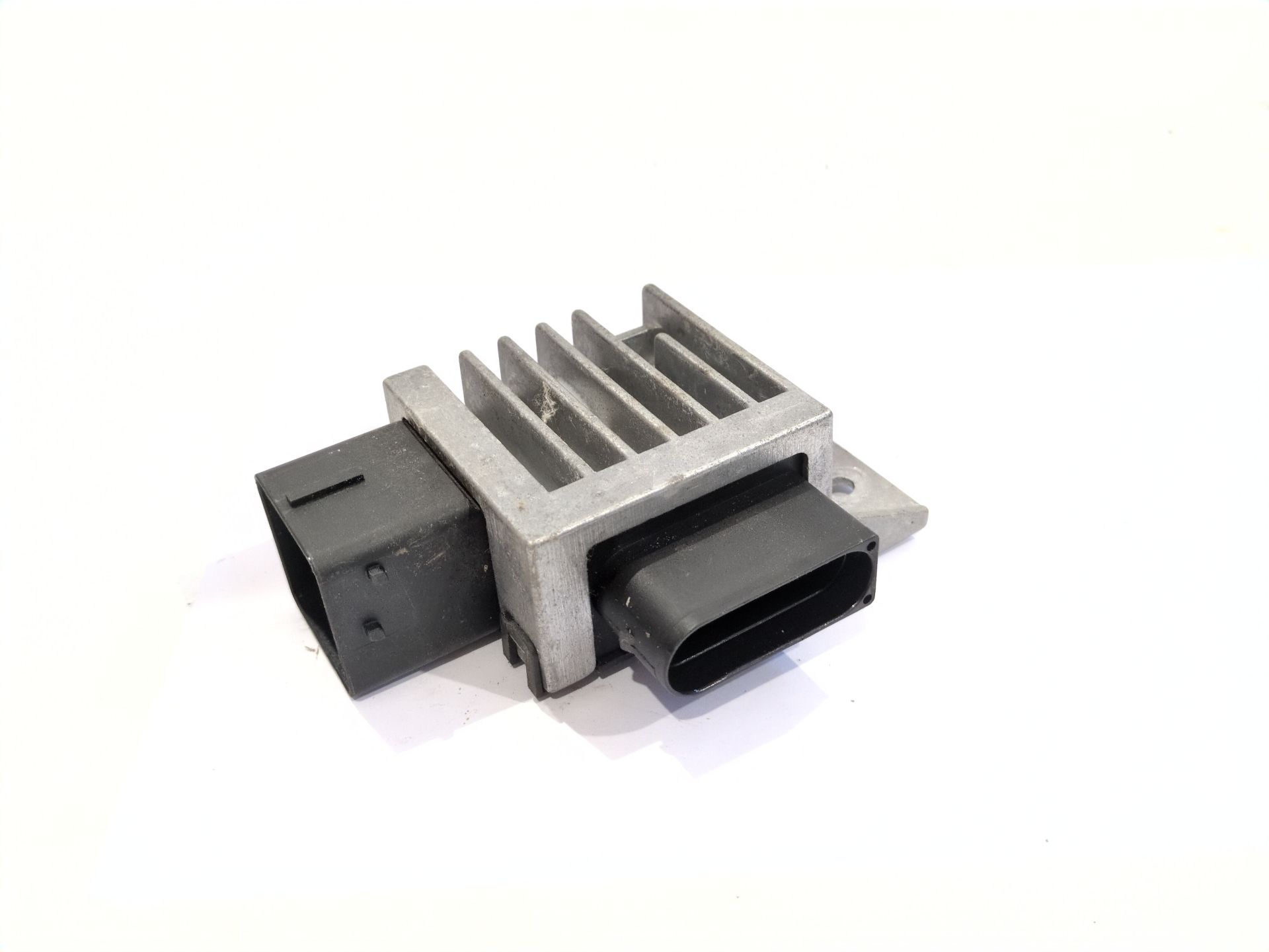 CAJA PRECALENTAMIENTO RENAULT MASTER III FURGONETA (FV) 2.3 DCI 150 FWD (FV0F FV03) - 271203982r