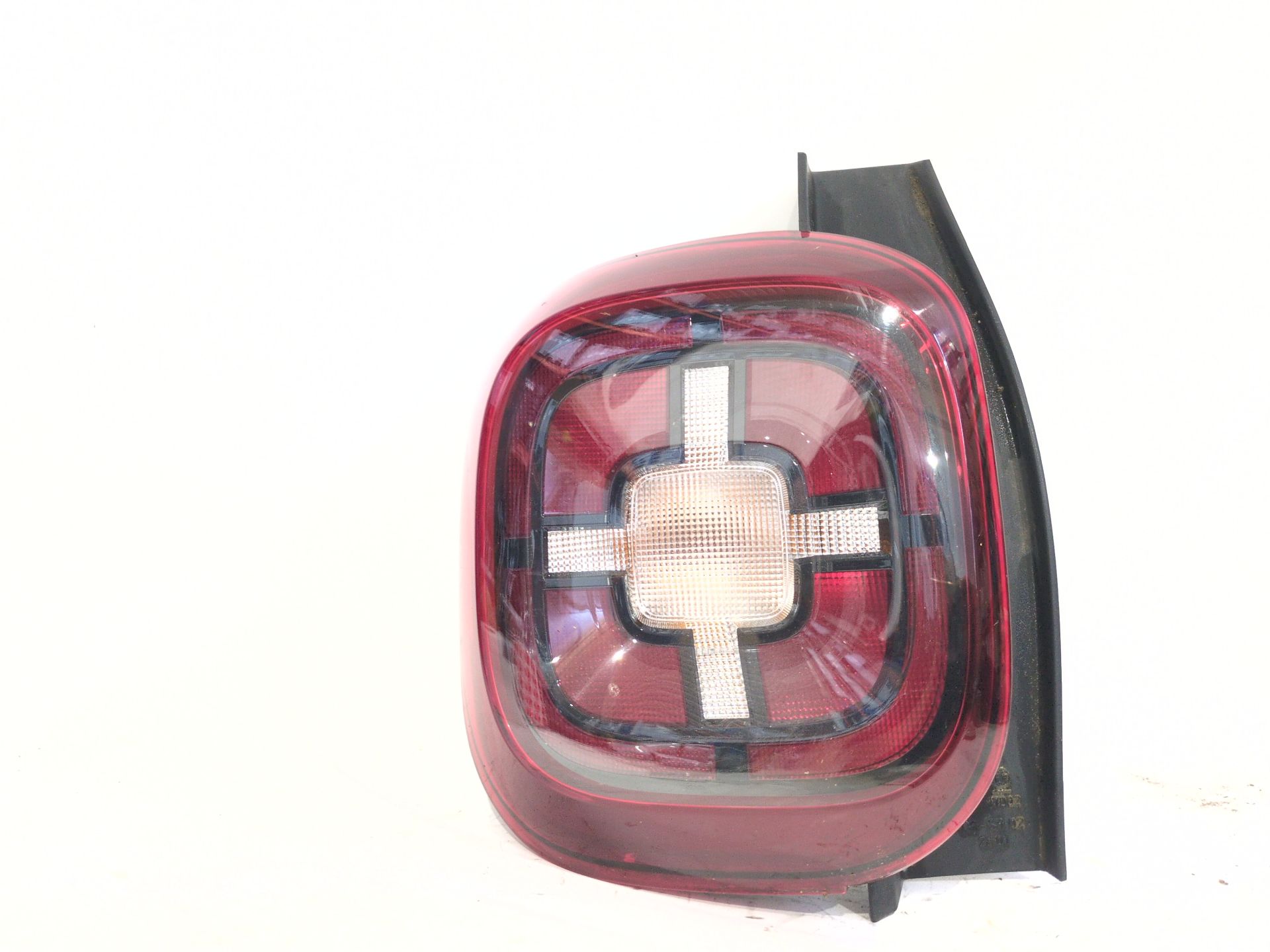 PILOTO TRASERO IZQUIERDO DACIA DUSTER (HM_) 1.5 DCI 115 (HMAD) - 265558217r