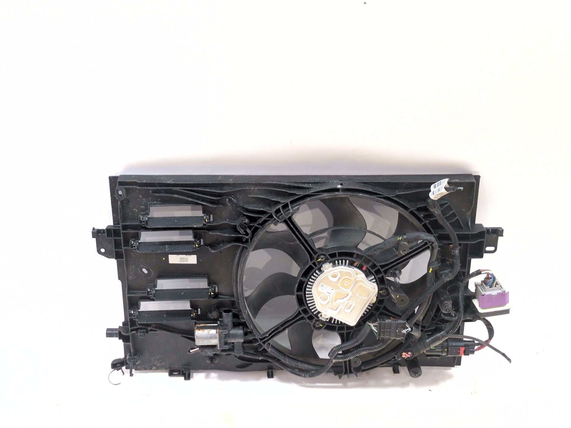 ELECTROVENTILADOR DACIA DUSTER (HM_) 1.5 DCI 115 (HMAD) - 214818260r