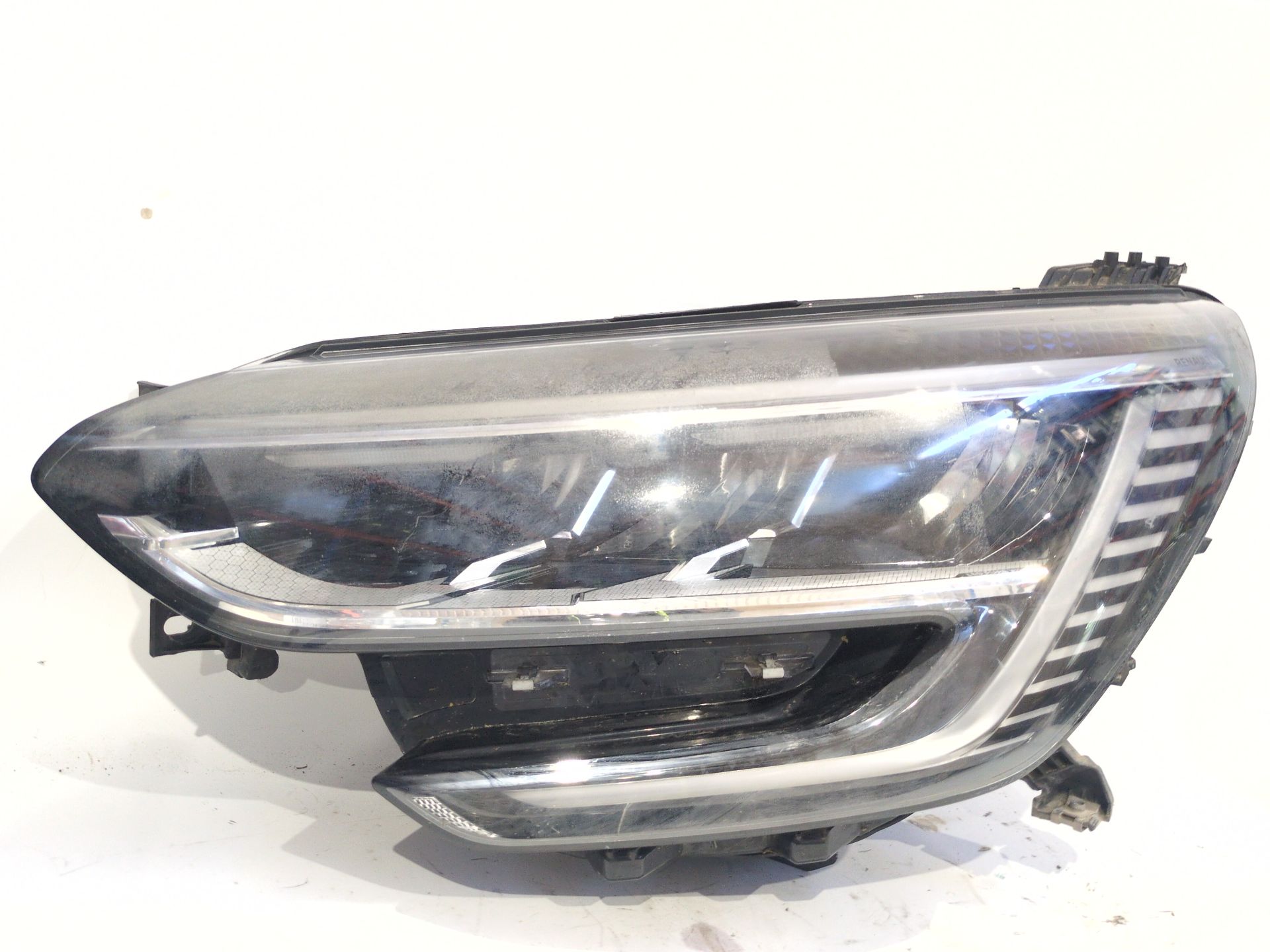 FARO IZQUIERDO RENAULT MEGANE IV HATCHBACK (B9A/M/N_) 1.5 BLUE DCI 115 (B9A6)