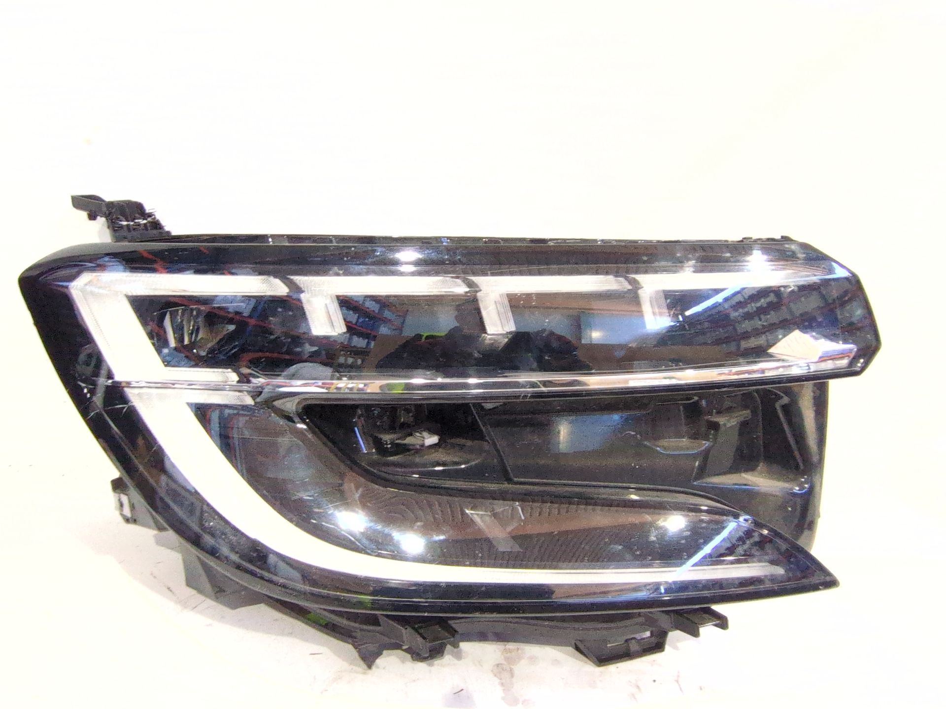 FARO DERECHO RENAULT AUSTRAL TCE 130 - 260104410R
