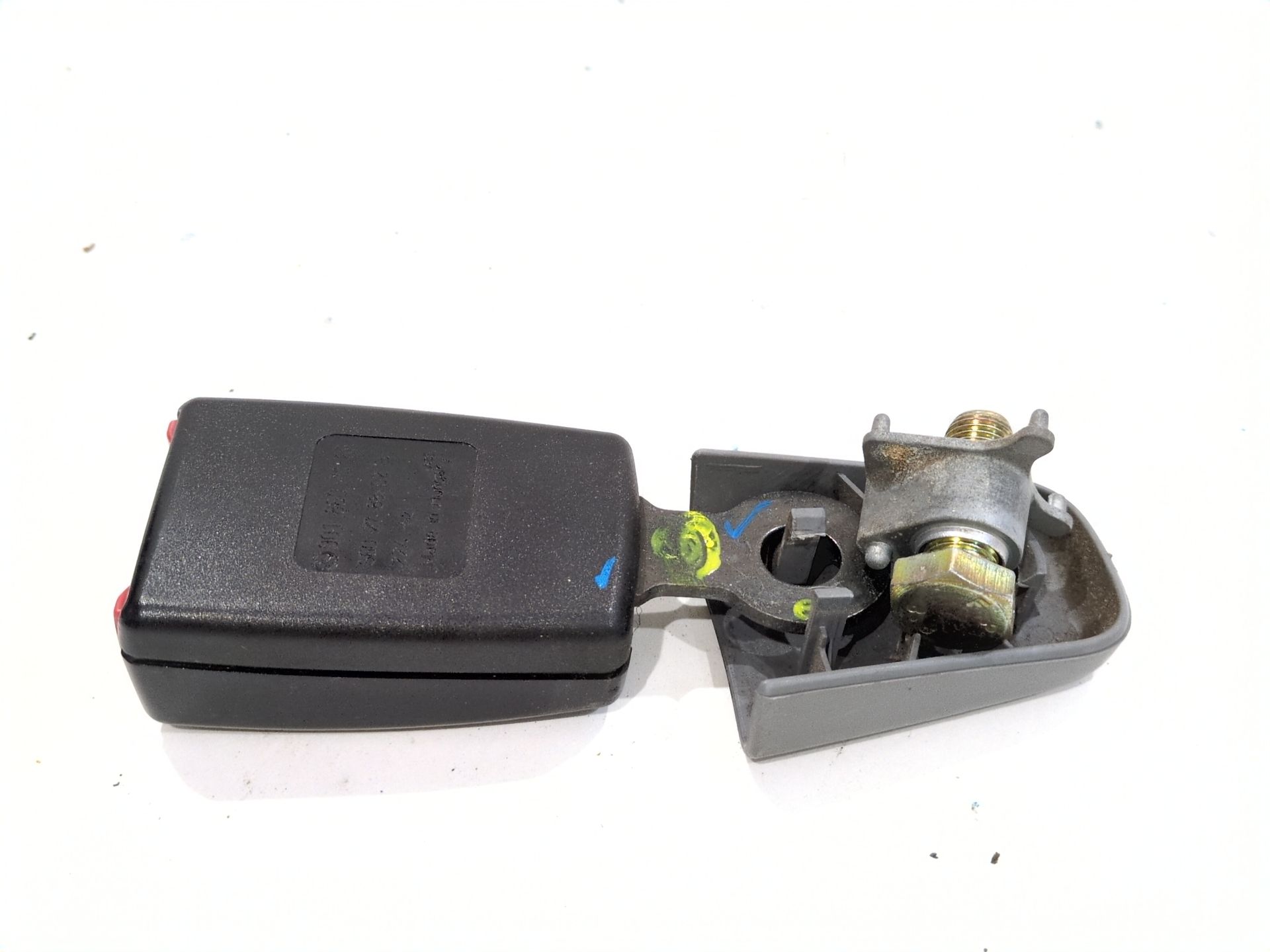 ANCLAJE CINTURON MERCEDES-BENZ VIANO (W639) CDI 2.2 (639.711 639.713 639.811 639.813 639.815) - 9018601169