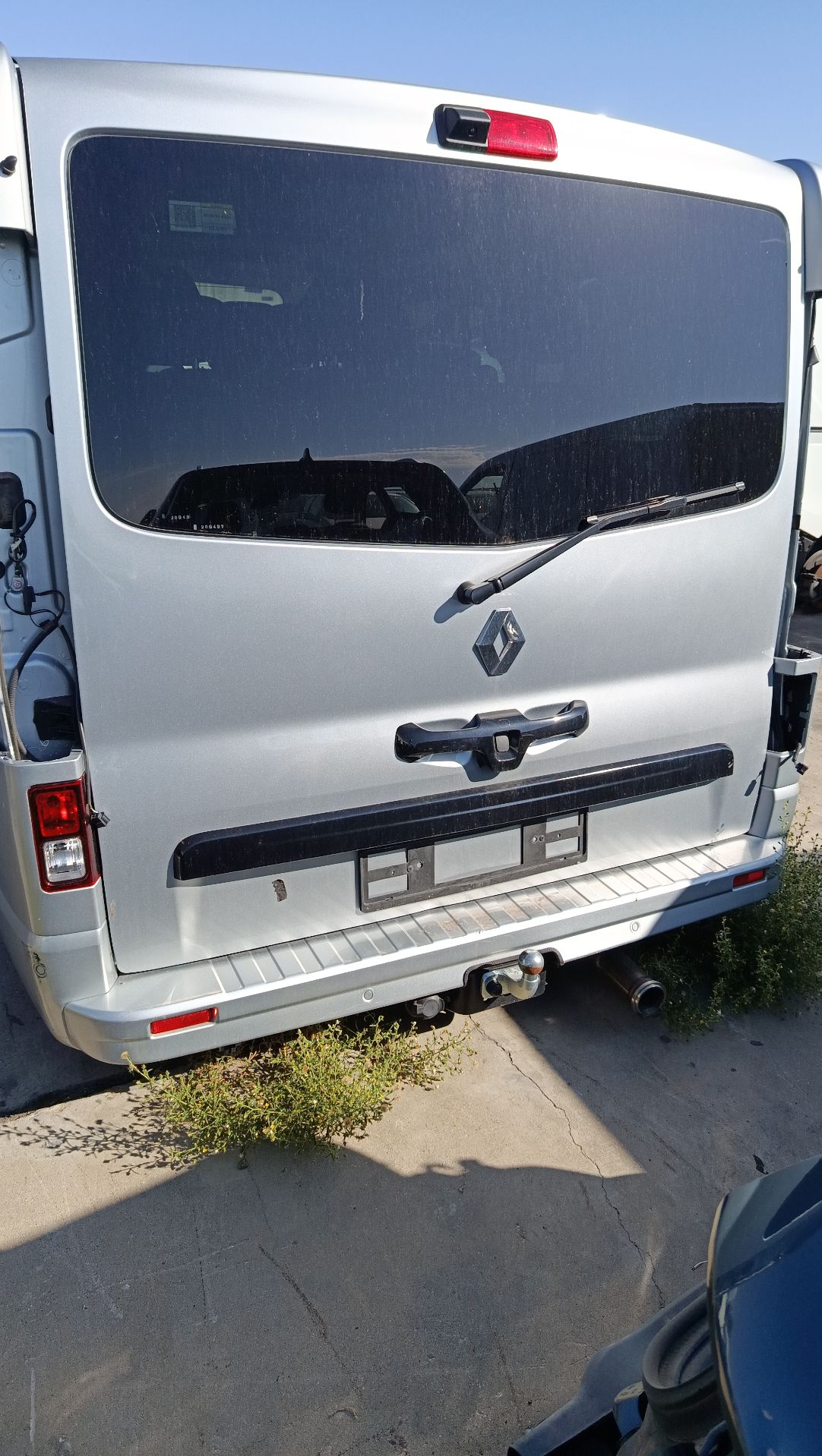 PORTON TRASERO RENAULT TRAFIC III AUTOBÚS (JG_) 2.0 DCI 170 (JGMM JGMV) - 901007512R
