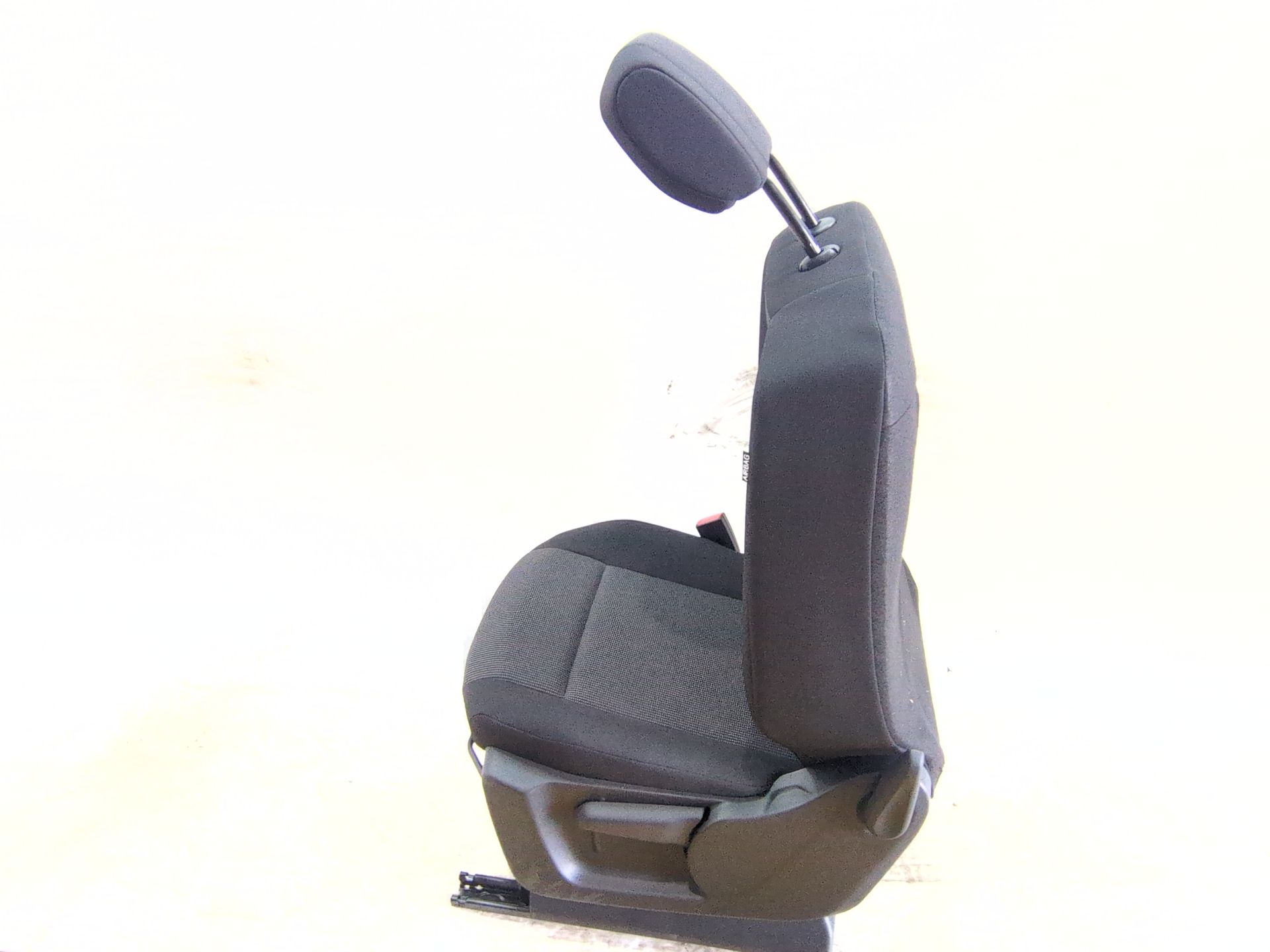 ASIENTO DELANTERO IZQUIERDO PEUGEOT PARTNER FURGONETA/MONOVOLUMEN (K9) 1.2 PURETECH 110