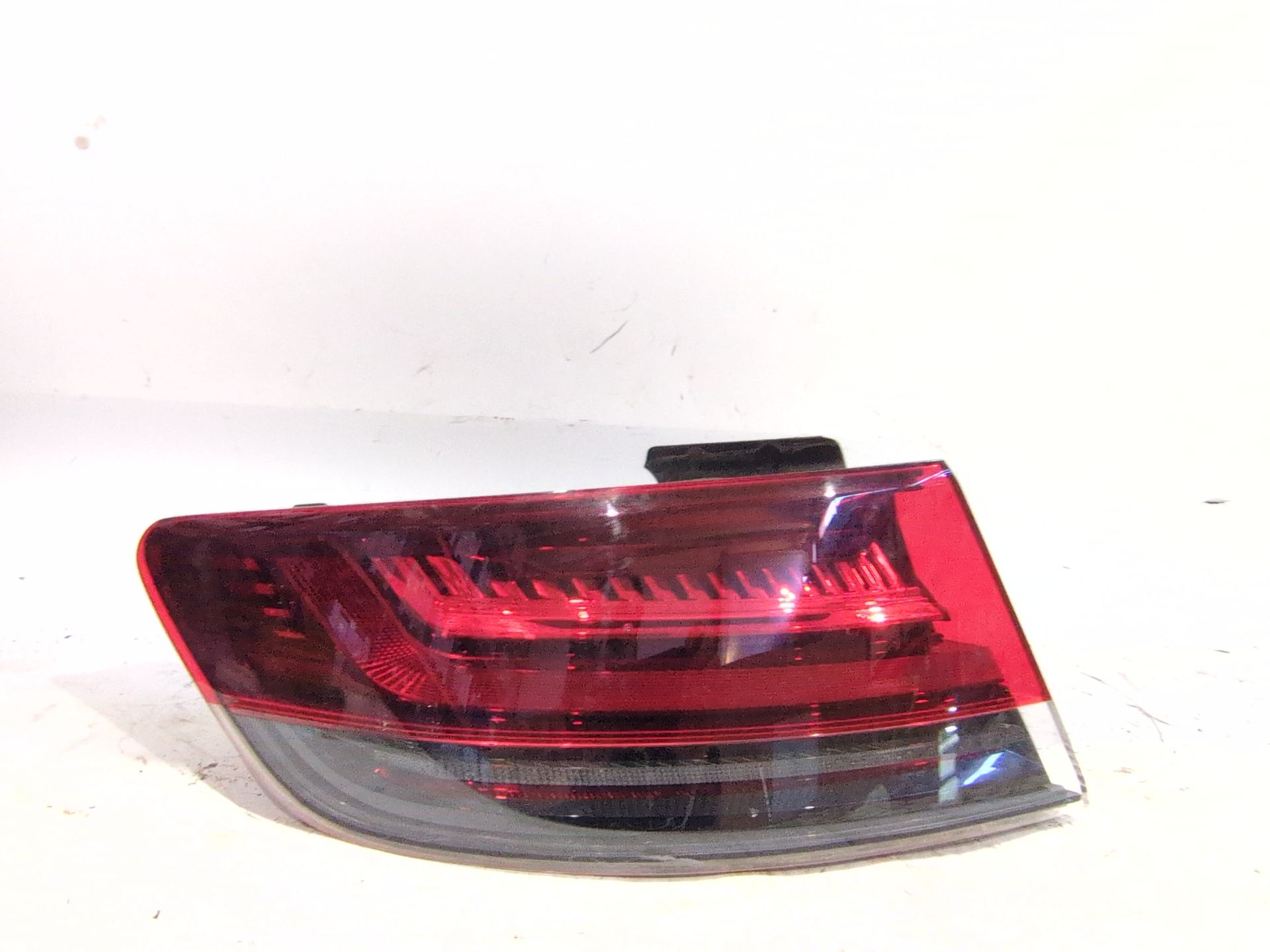 PILOTO TRASERO IZQUIERDO EXTERIOR RENAULT MEGANE IV HATCHBACK (B9A/M/N_) 1.5 BLUE DCI 115 (B9A6) - 265558061R