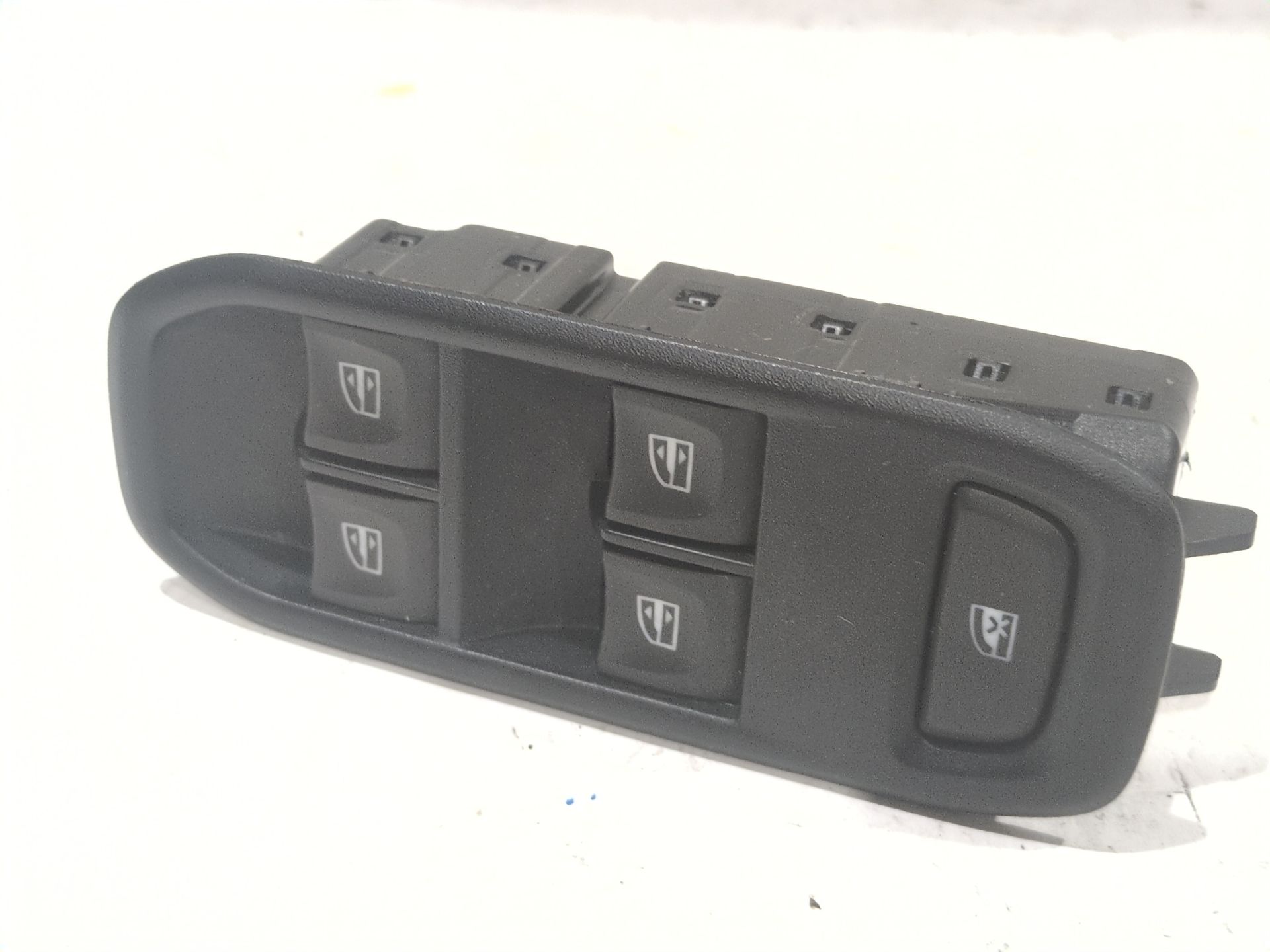 MANDO ELEVALUNAS DELANTERO IZQUIERDO DACIA DUSTER (HM_) 1.5 DCI 115 4X4 (HMAD)