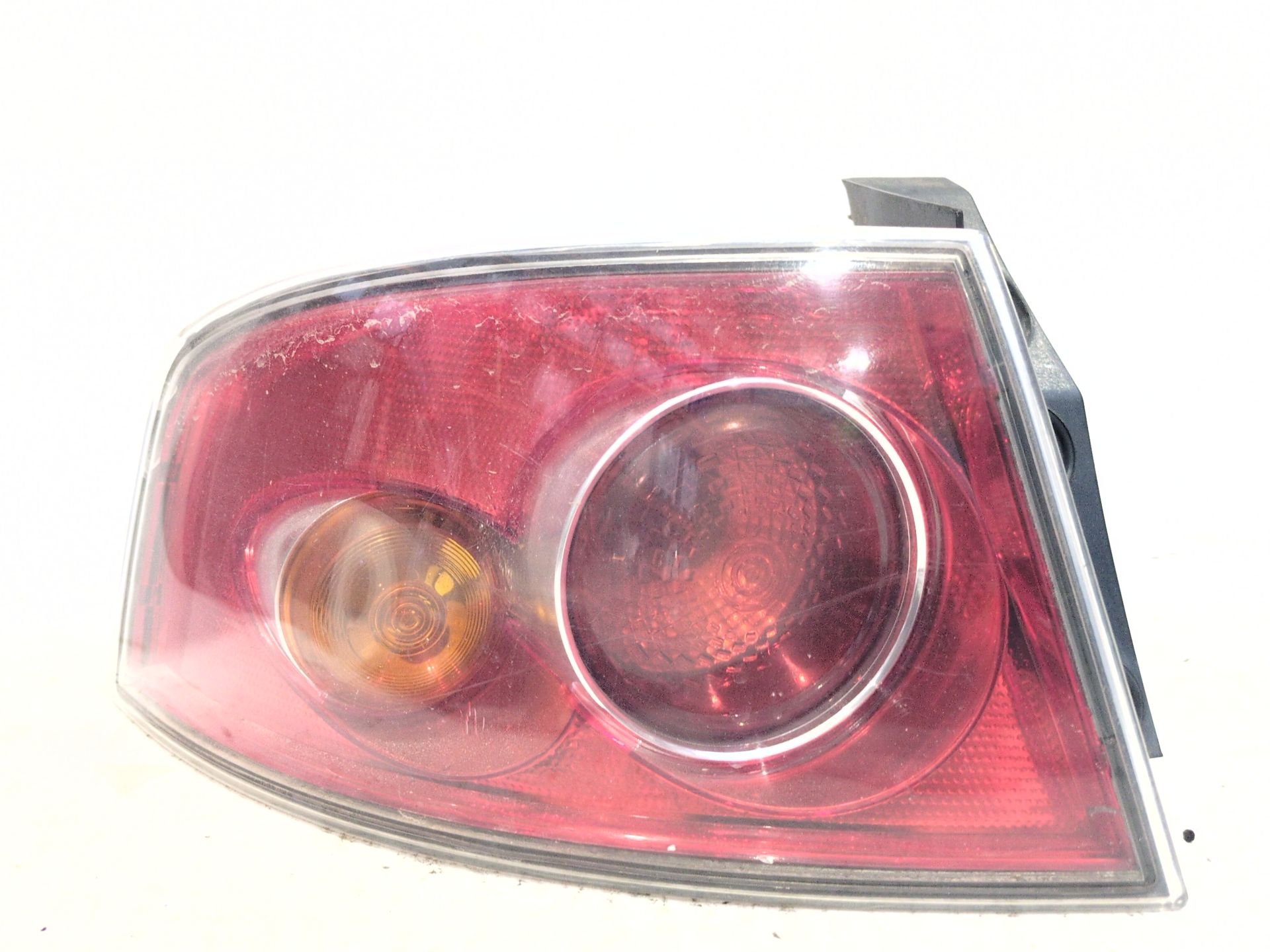 PILOTO TRASERO IZQUIERDO EXTERIOR SEAT IBIZA III (6L1) 1.4 16V