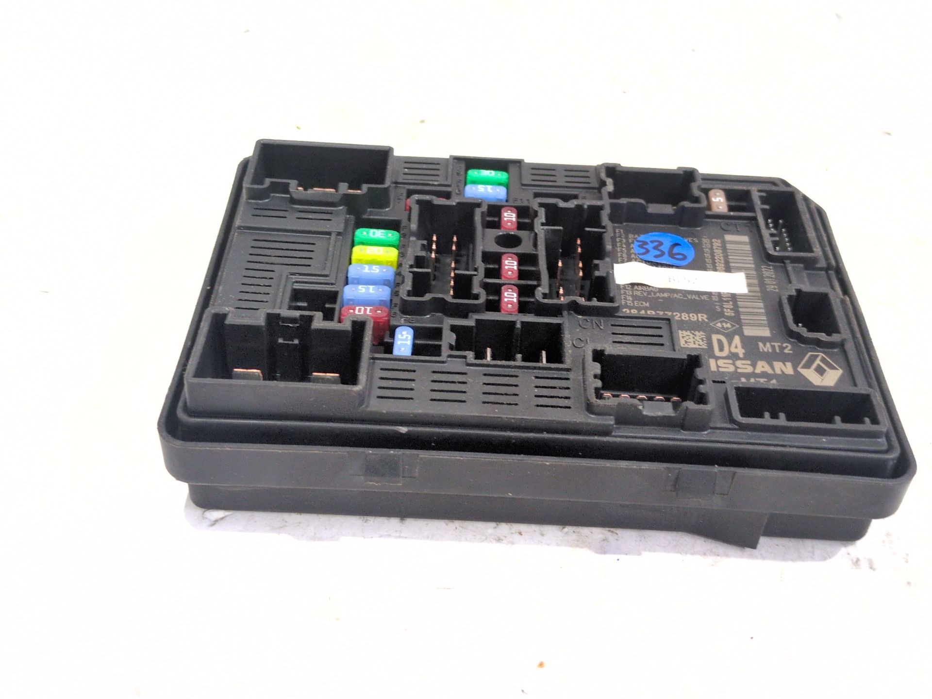 CAJA RELES / FUSIBLES RENAULT AUSTRAL E-TECH 200 HYBRID