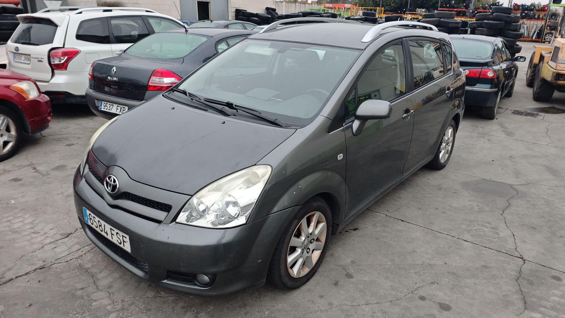 TOYOTA COROLLA VERSO (ZER_, ZZE12_, R1_)