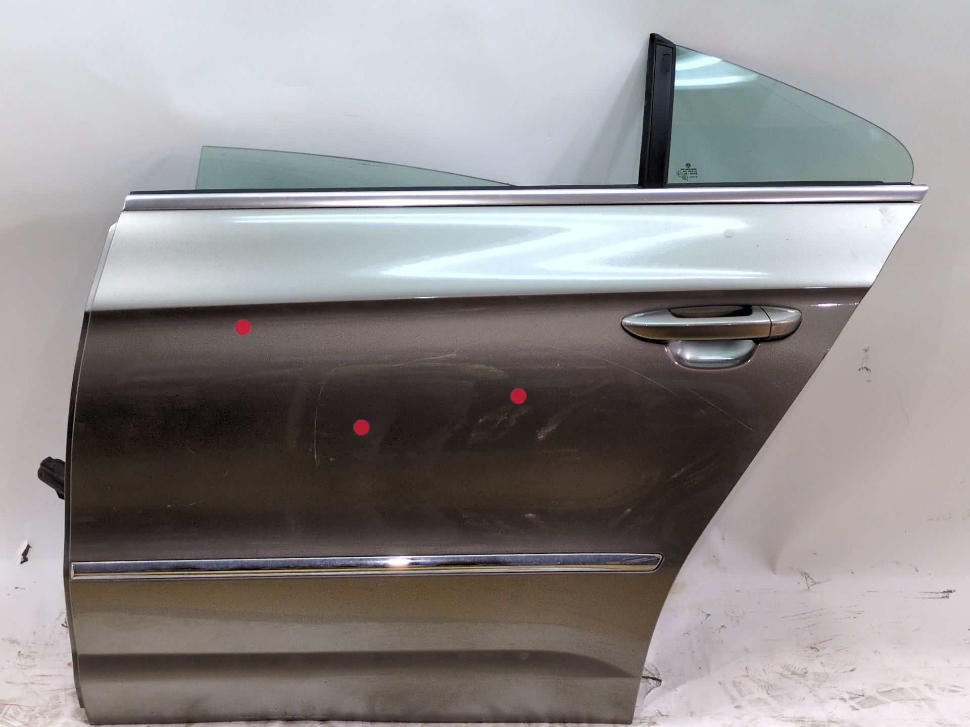 PUERTA TRASERA IZQUIERDA VOLKSWAGEN PASSAT CC B6 (357) 2.0 TDI