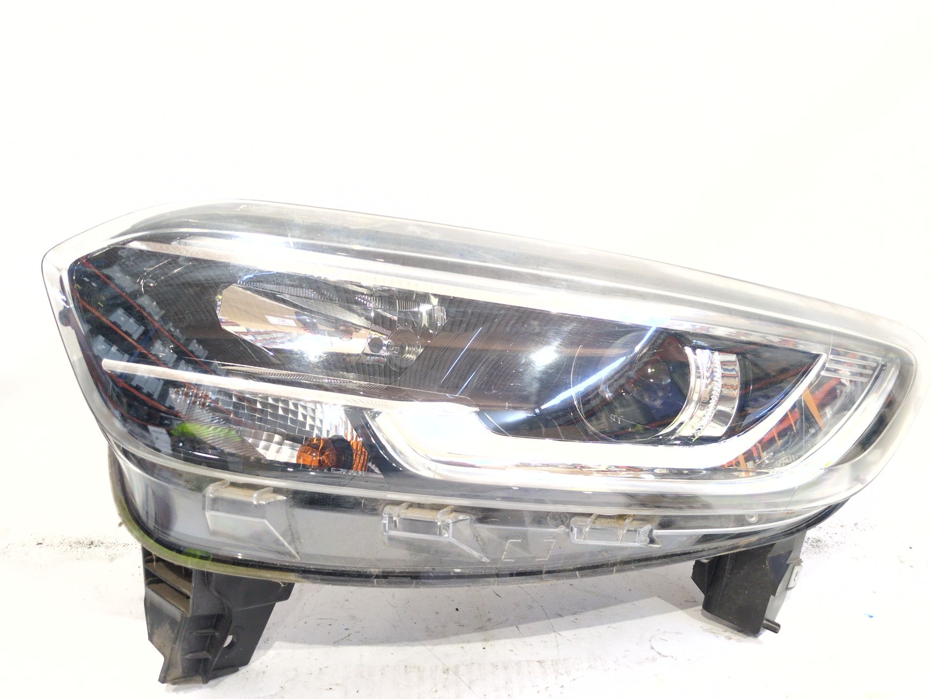 FARO IZQUIERDO RENAULT KADJAR (HA_ HL_) 1.6 DCI 130