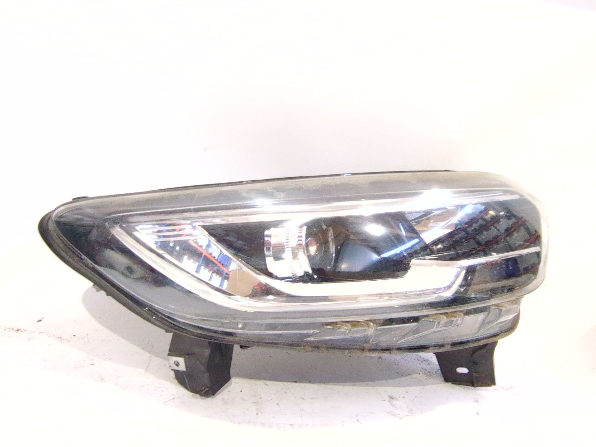FARO DERECHO RENAULT KADJAR (HA_ HL_) 1.6 DCI 130
