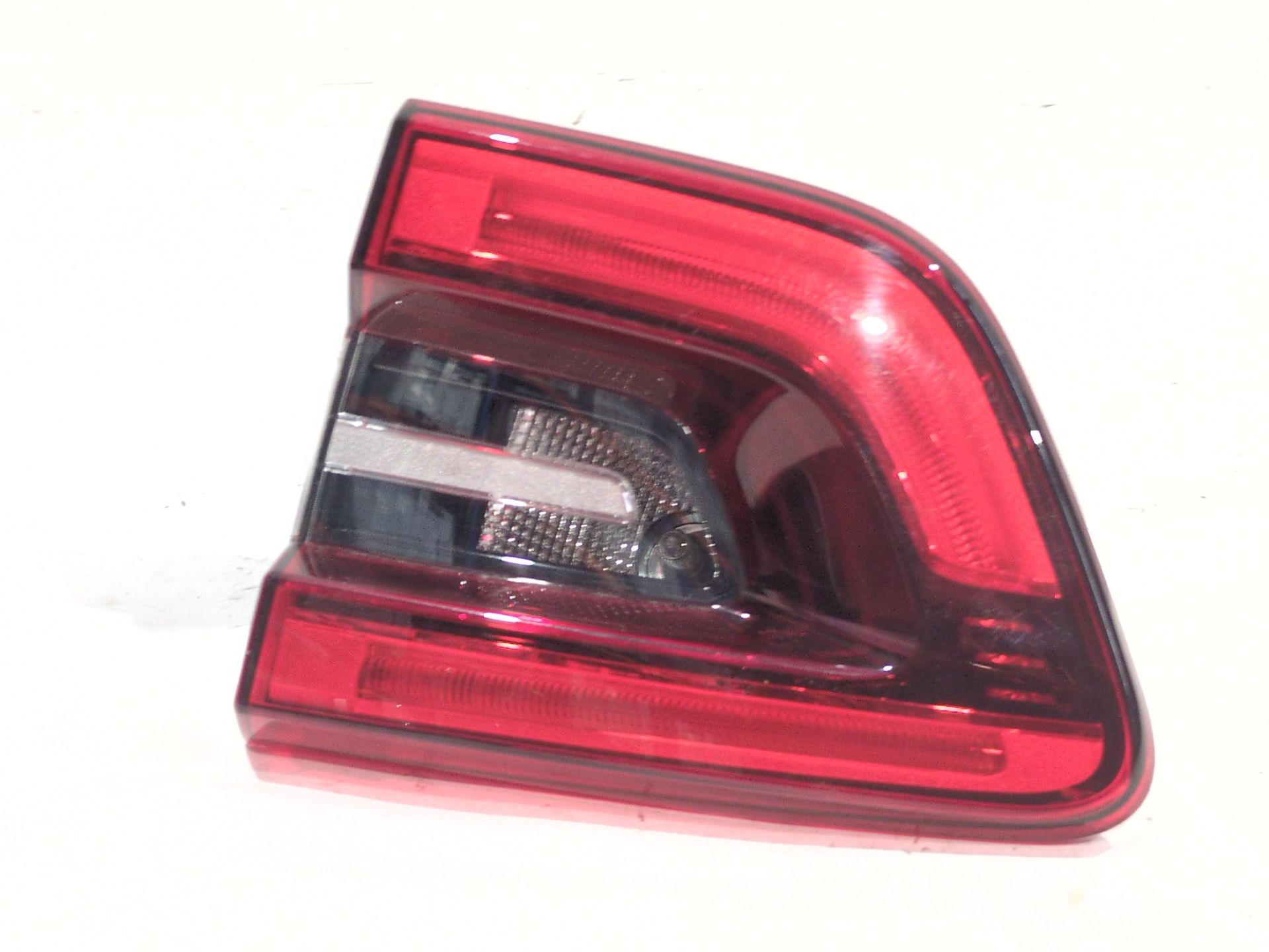 PILOTO TRASERO DERECHO INTERIOR RENAULT KADJAR (HA_ HL_) 1.6 DCI 130